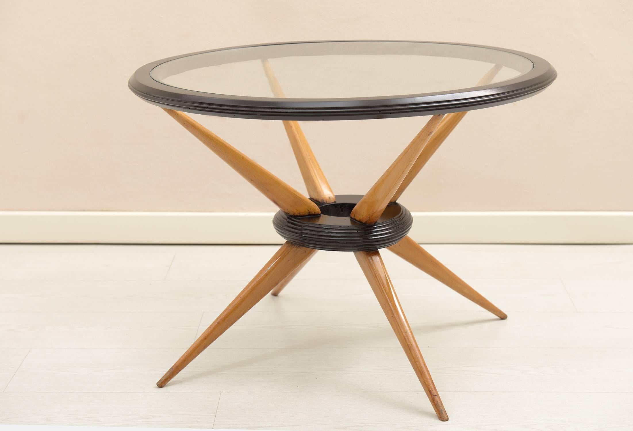 Mid-Century Modern Round Italian 1950s Side Table