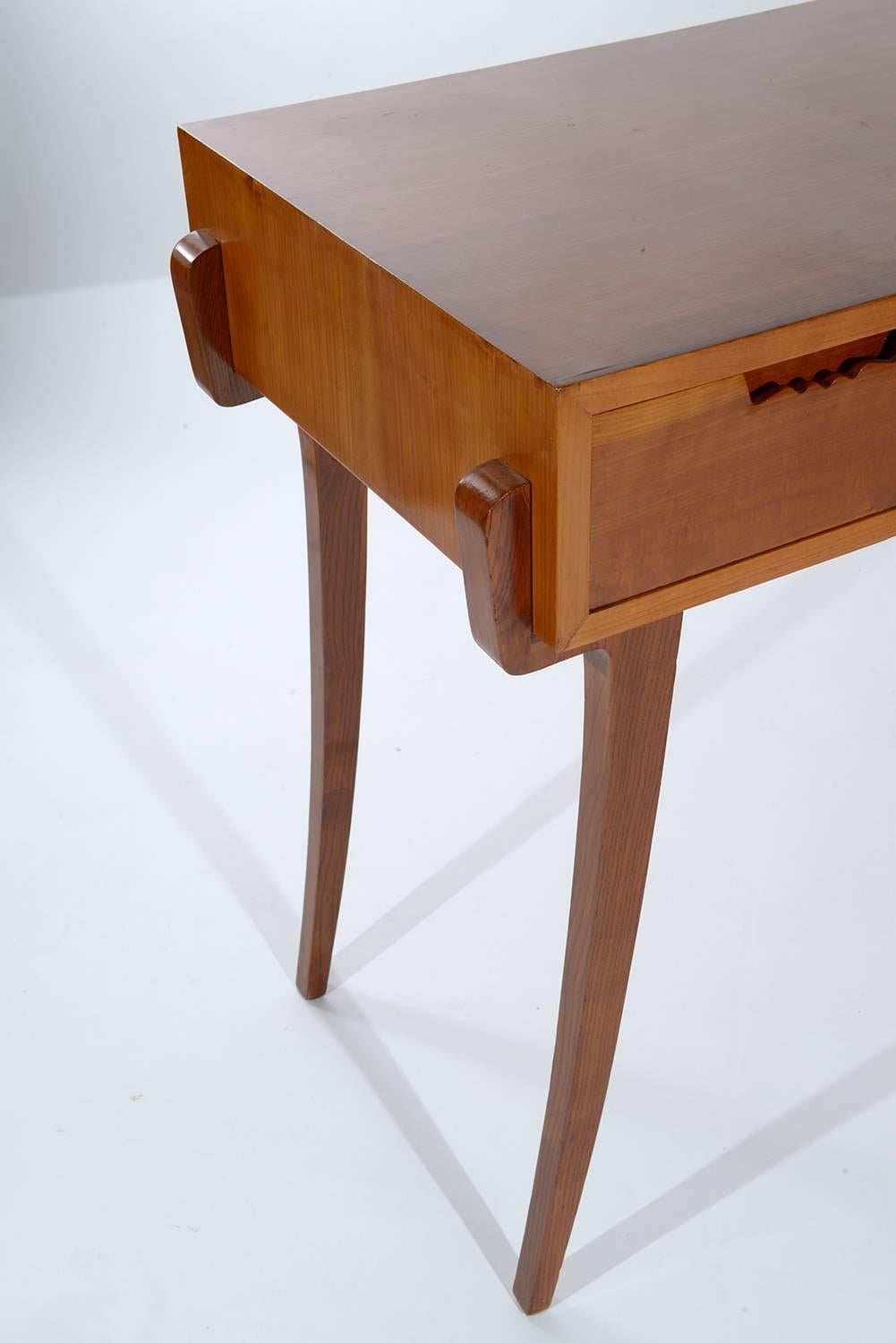 Little Italian 1940s Cherrywood Writing Desk In Excellent Condition In Firenze, Toscana