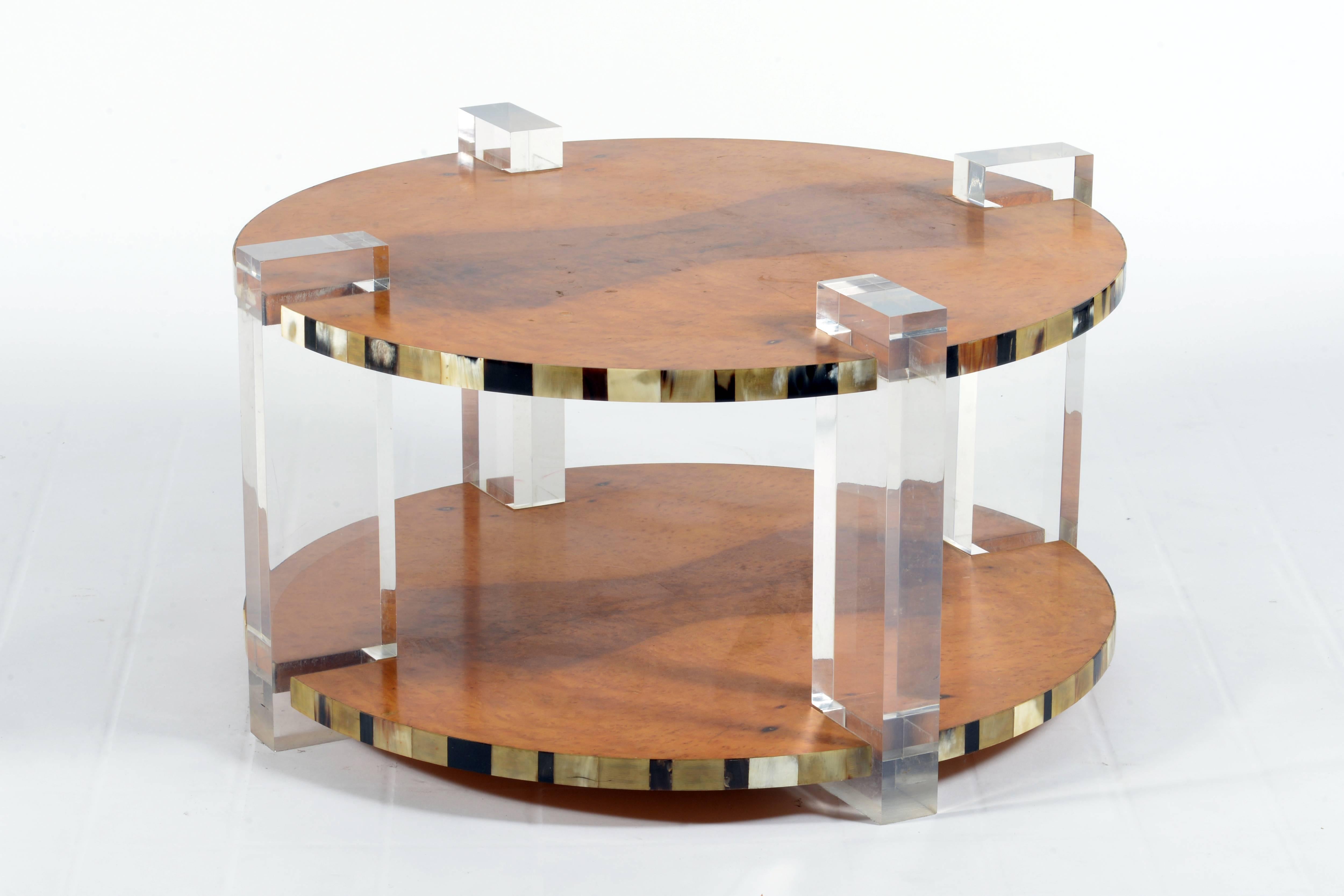 Outstanding High Quality Italian 1960s Round Lucite and Tuja Burl Coffee Table 4