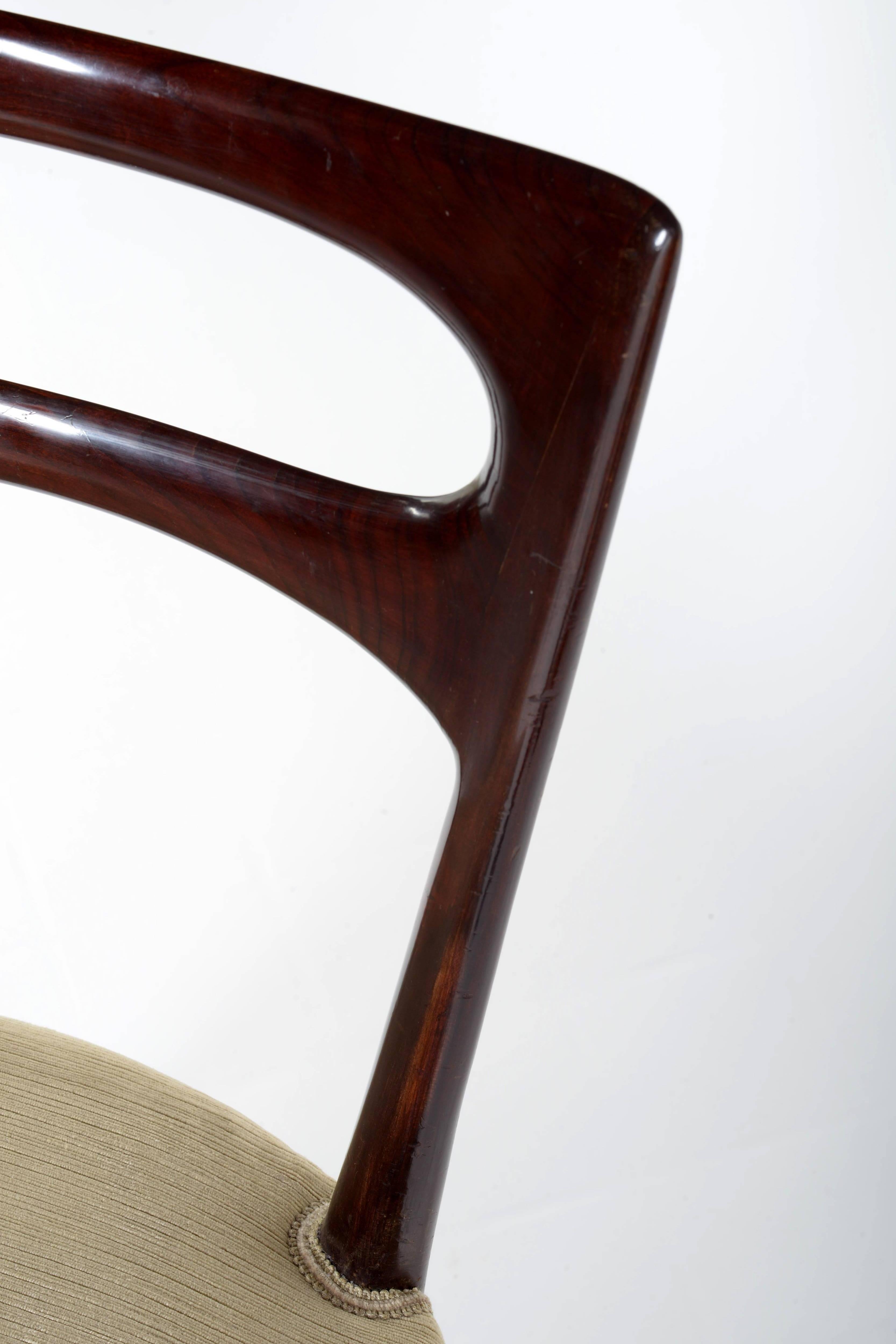 Four Stylish Italian 1950s Chairs by Paolo Buffa 5
