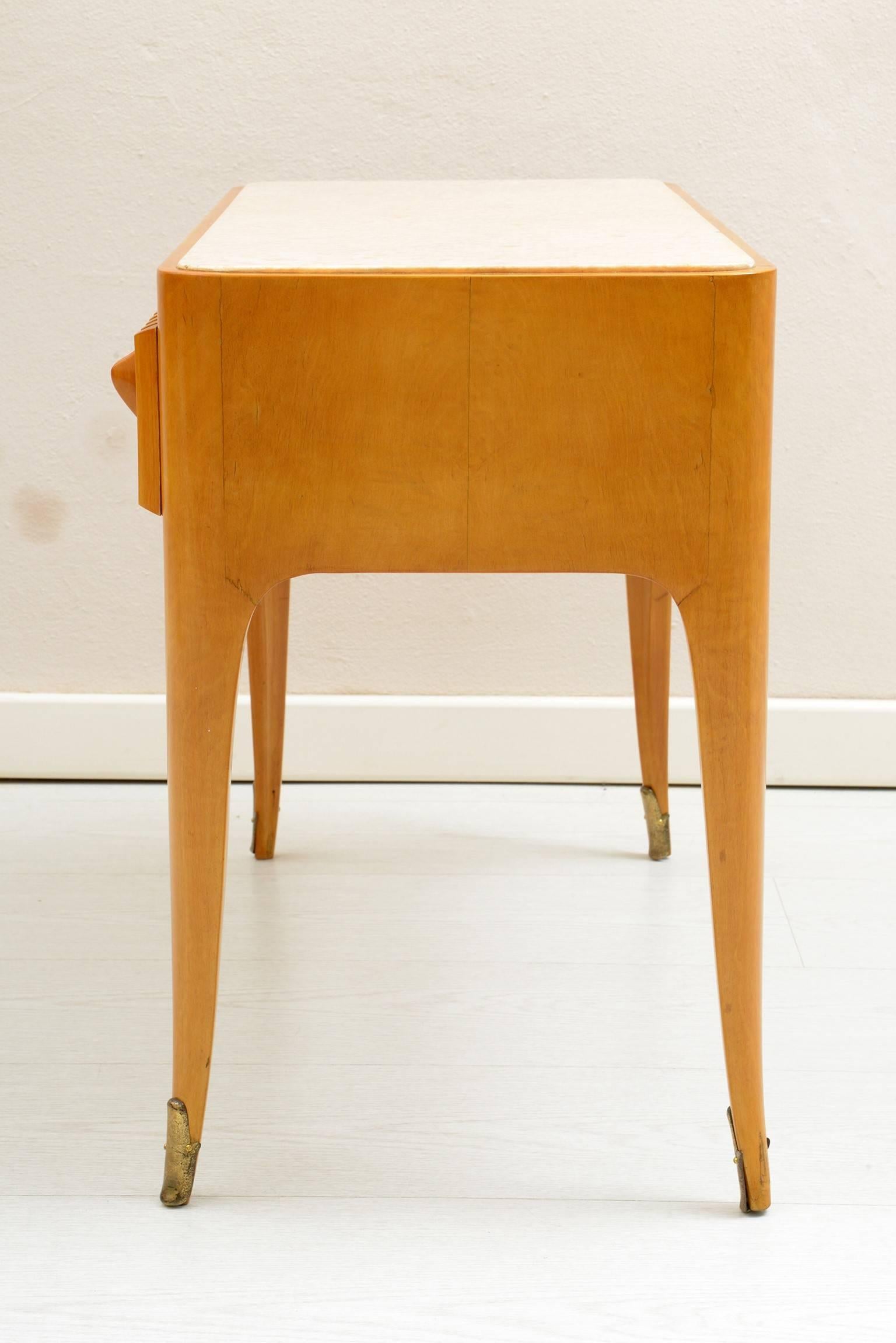 Pair of Outstanding Side Table or Nightstand Attributed to Paolo Buffa 3