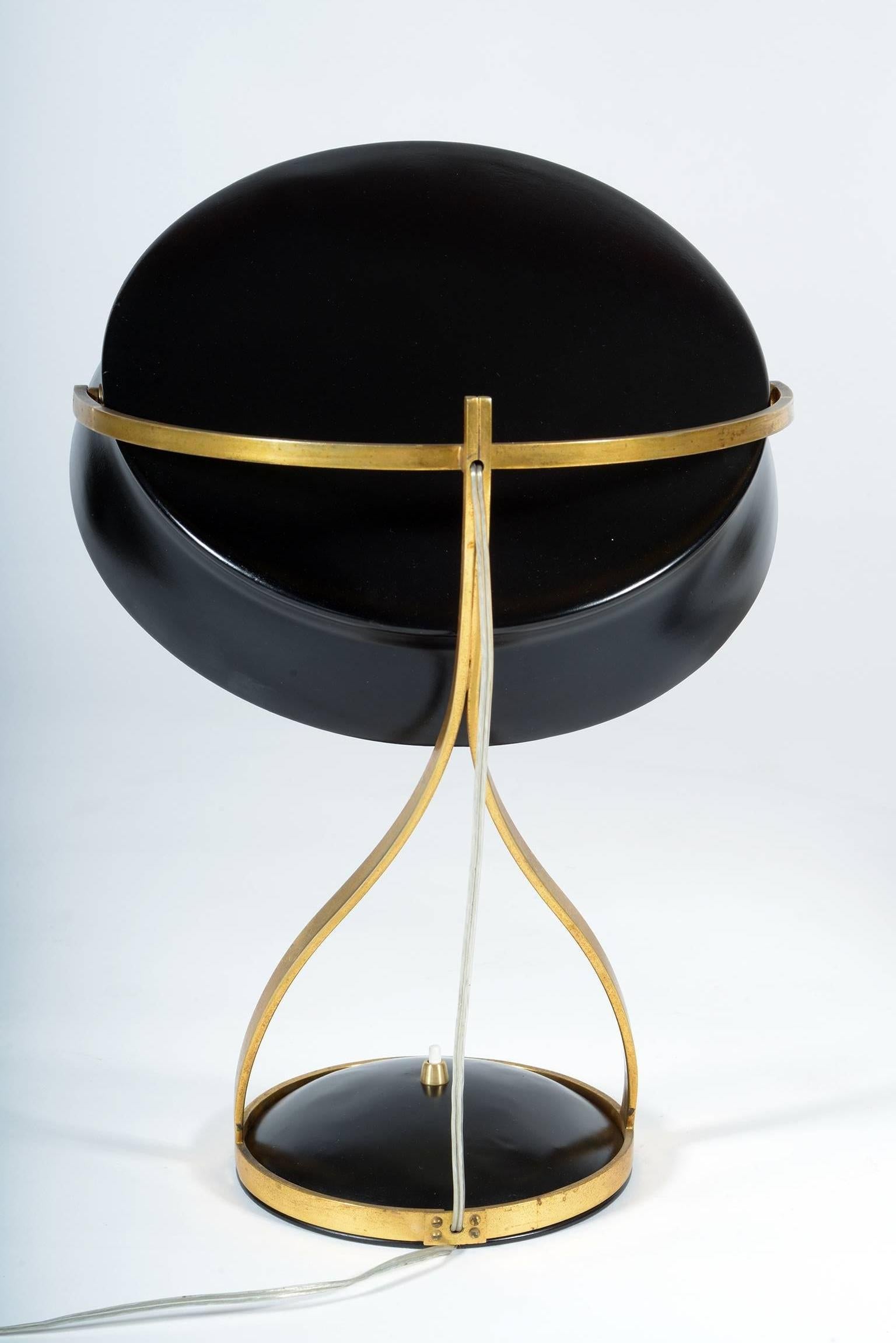 Mid-20th Century Adjustable Table Lamp Called Commander by Chiarini Milano In Excellent Condition In Firenze, Toscana