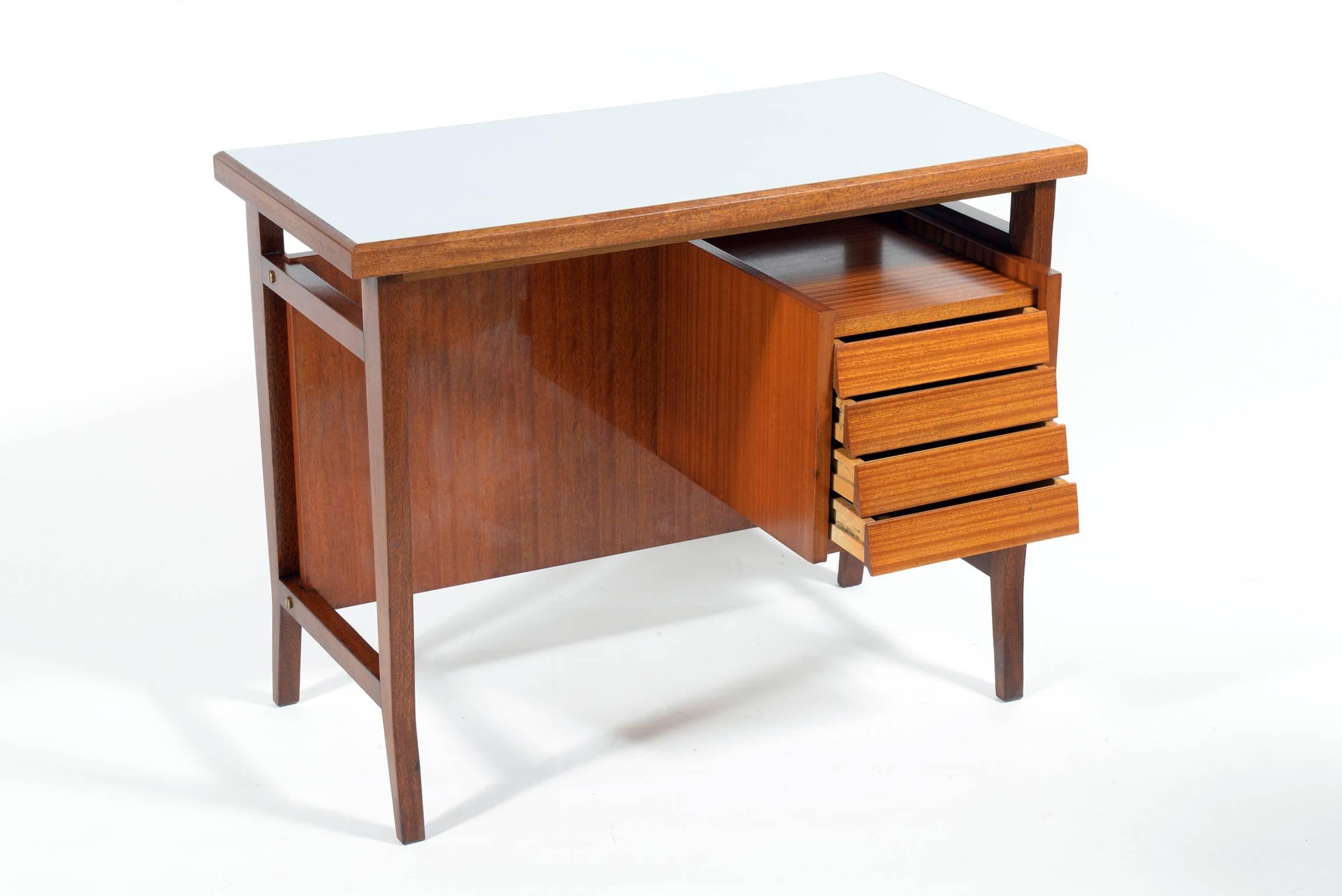  Gio Ponti writing desk for Schirolli Italian Mid-Century 1960 In Excellent Condition In Firenze, Toscana
