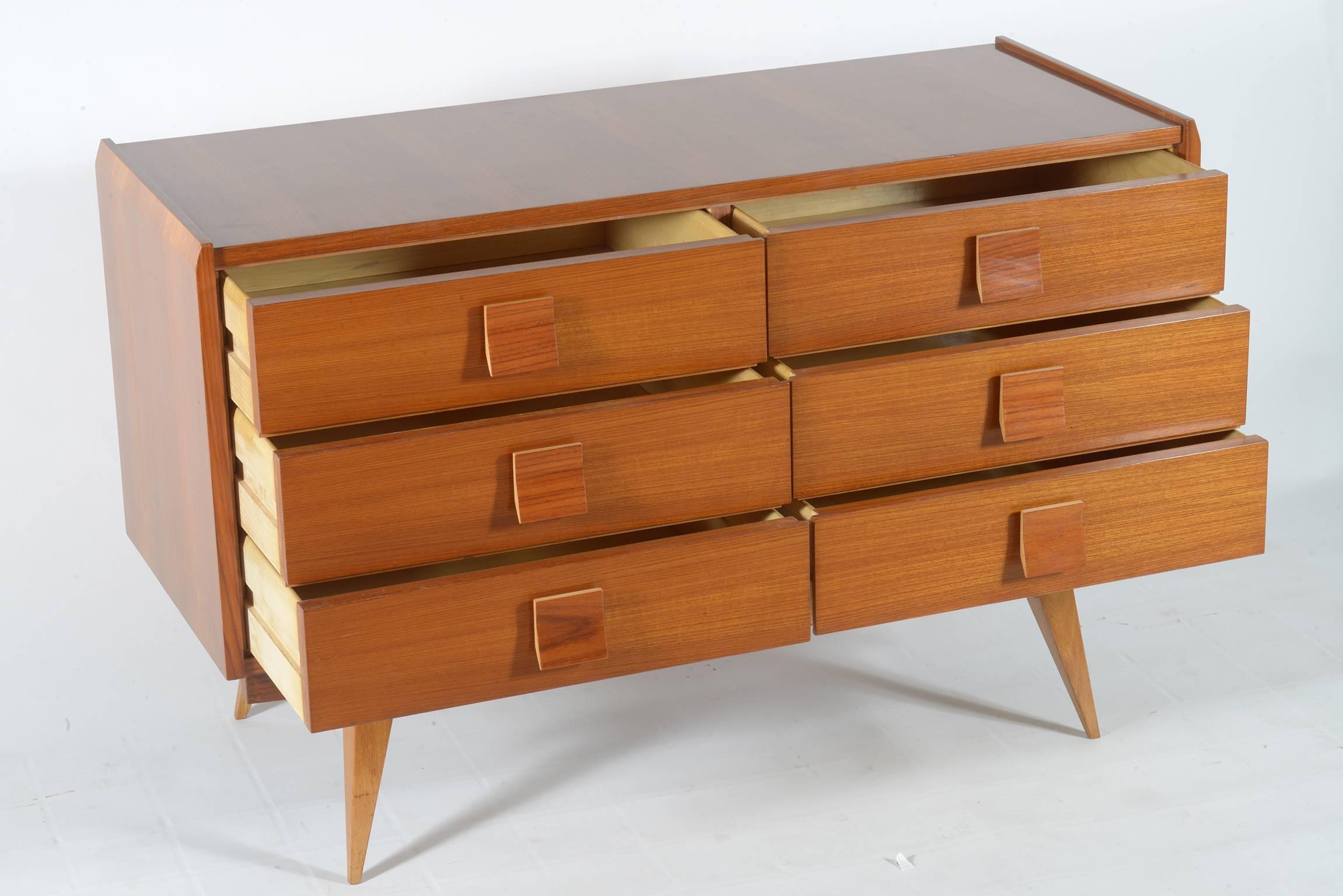 Midcentury Italian 1950s Chest of Drawers 4