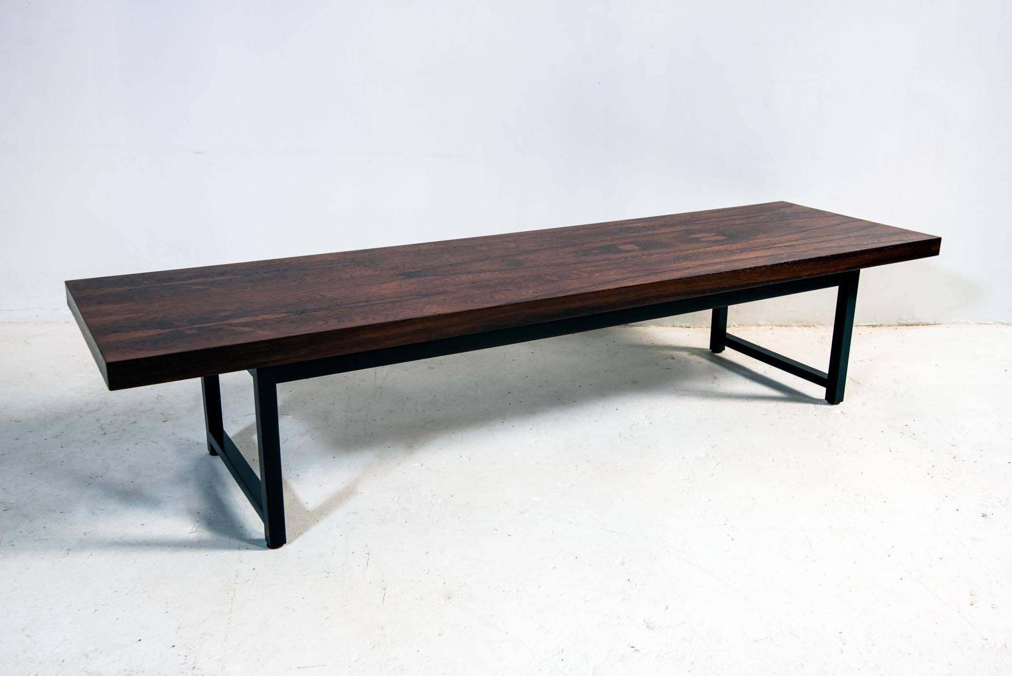 American Rosewood and Black Lacquer Coffee Table by Milo Baughman for Thayer Coggin