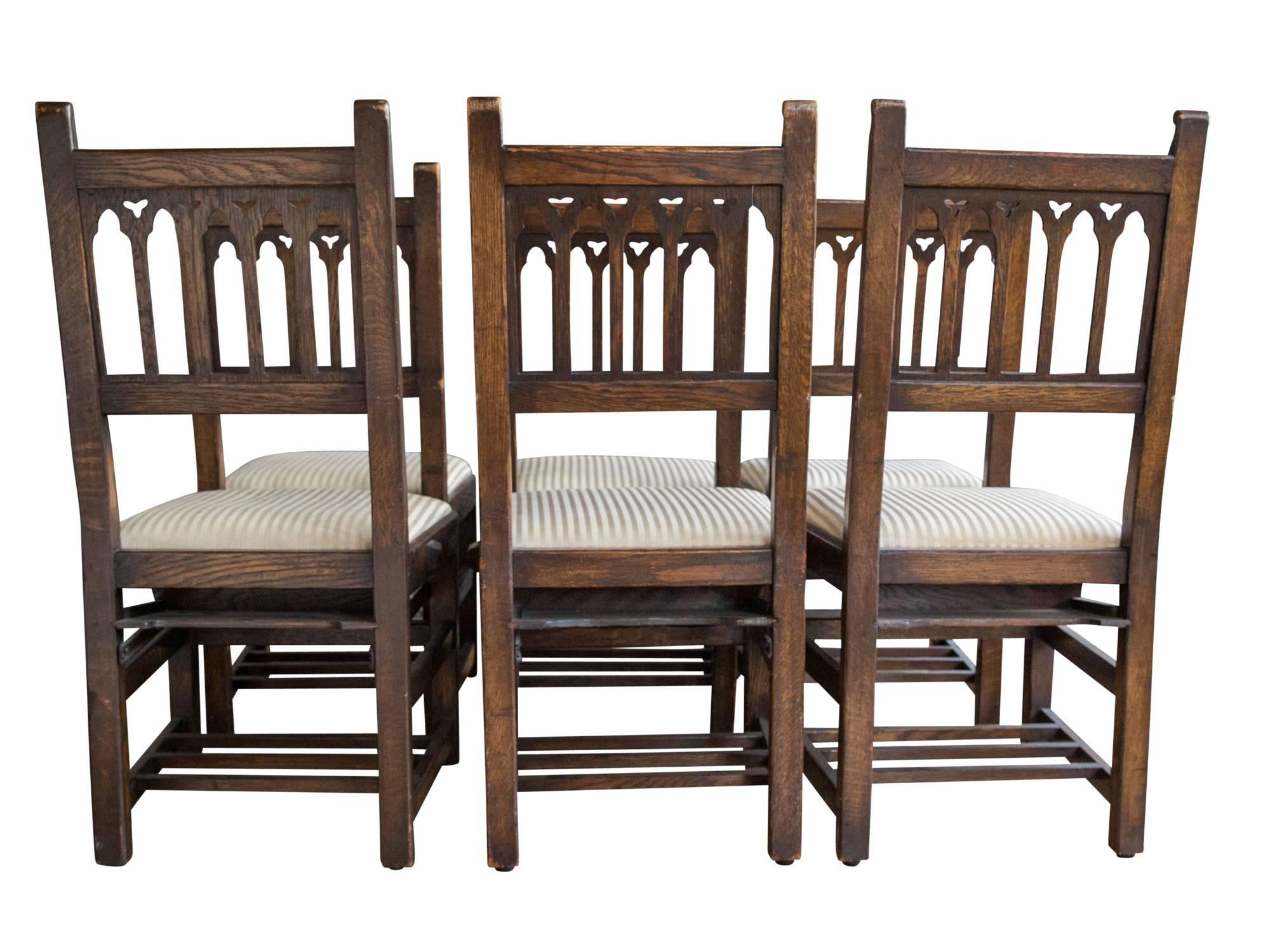 American Set of Six Oak Gothic Revival Pew Chairs from Riverside Church For Sale
