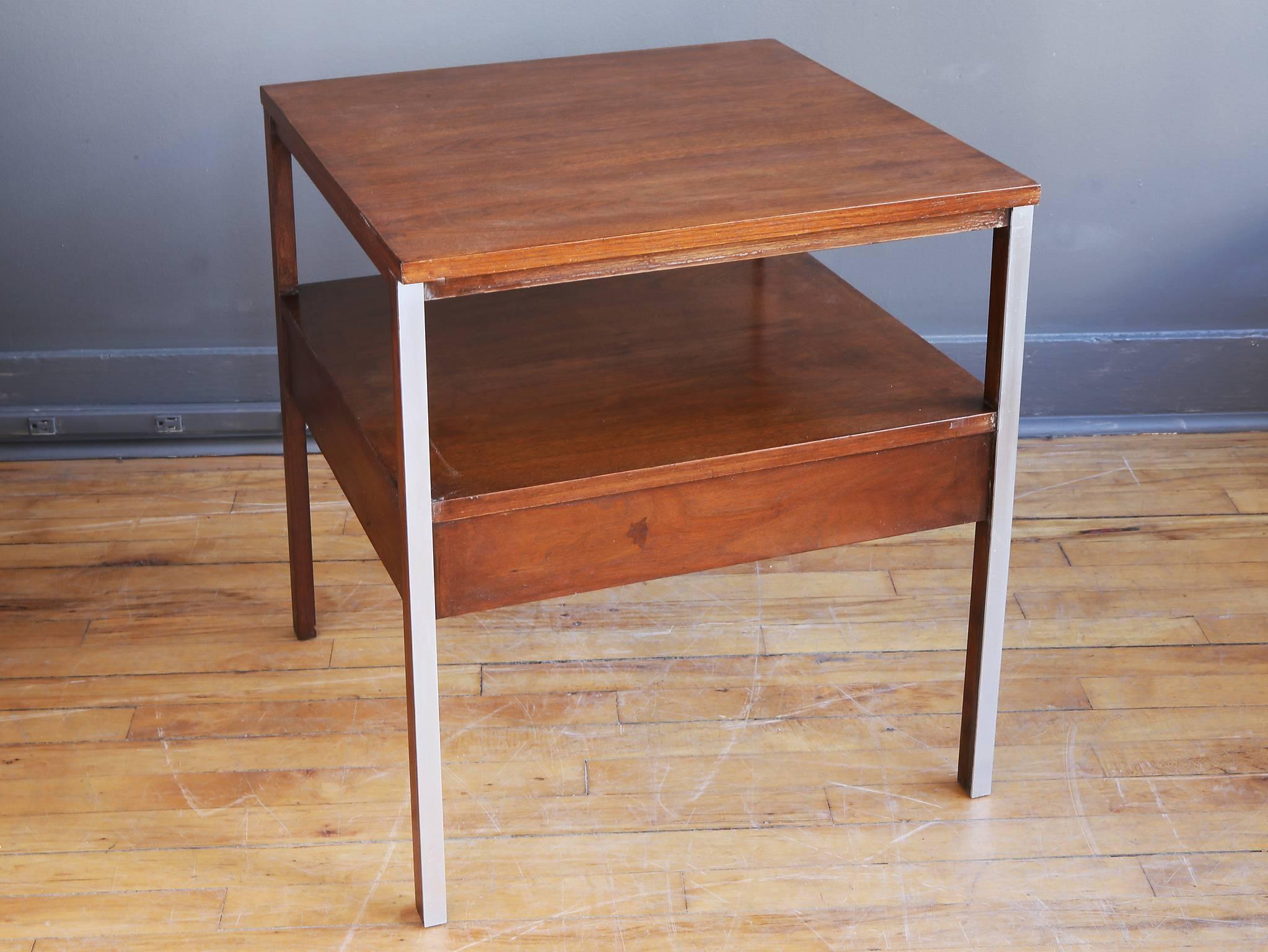 American Pair of Walnut Side Tables by Paul McCobb for Calvin
