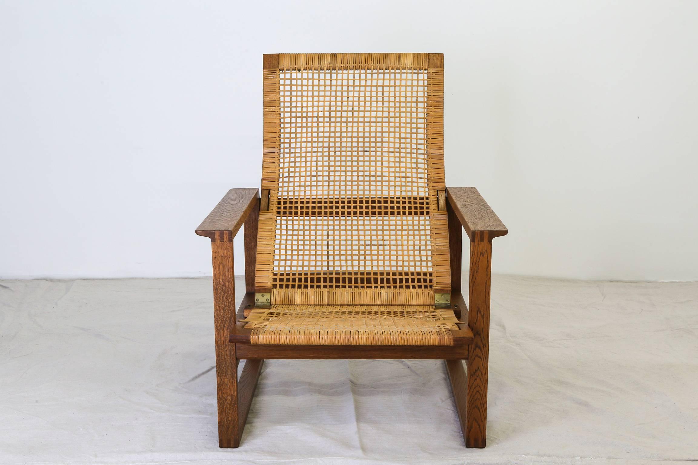 Mid-20th Century Pair of Oak & Cane Lounge Chairs by Børge Mogensen for Fredericia Stolefabrik