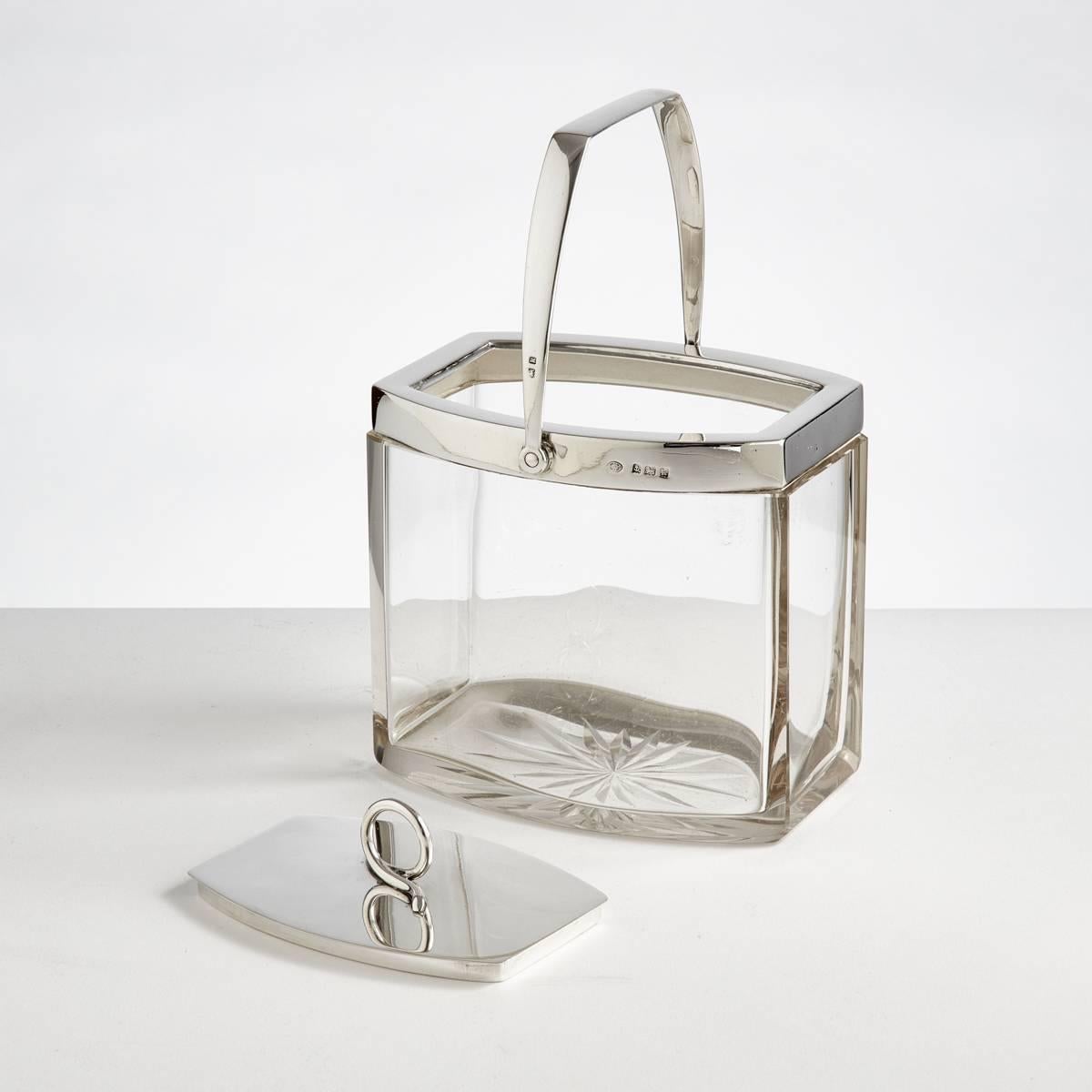 Art Deco silver and glass ice bucket dated Birmingham 1923 by makers Hukin & Heath. 

Would make the perfect gift. 

The images also show both this item & a similar one, again by Hukin & Heath, which is available in a separate listing.