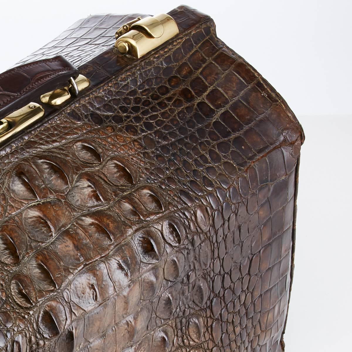 English Large Early 20th Century Crocodile Gladstone Bag, circa 1910-1915