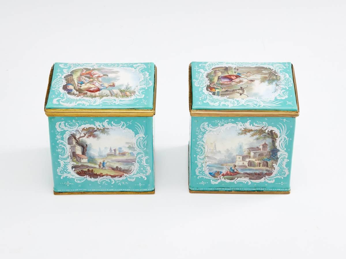 Pair of 18th Century French Enamel Tea Caddies, circa 1780-1790 In Excellent Condition In London, GB