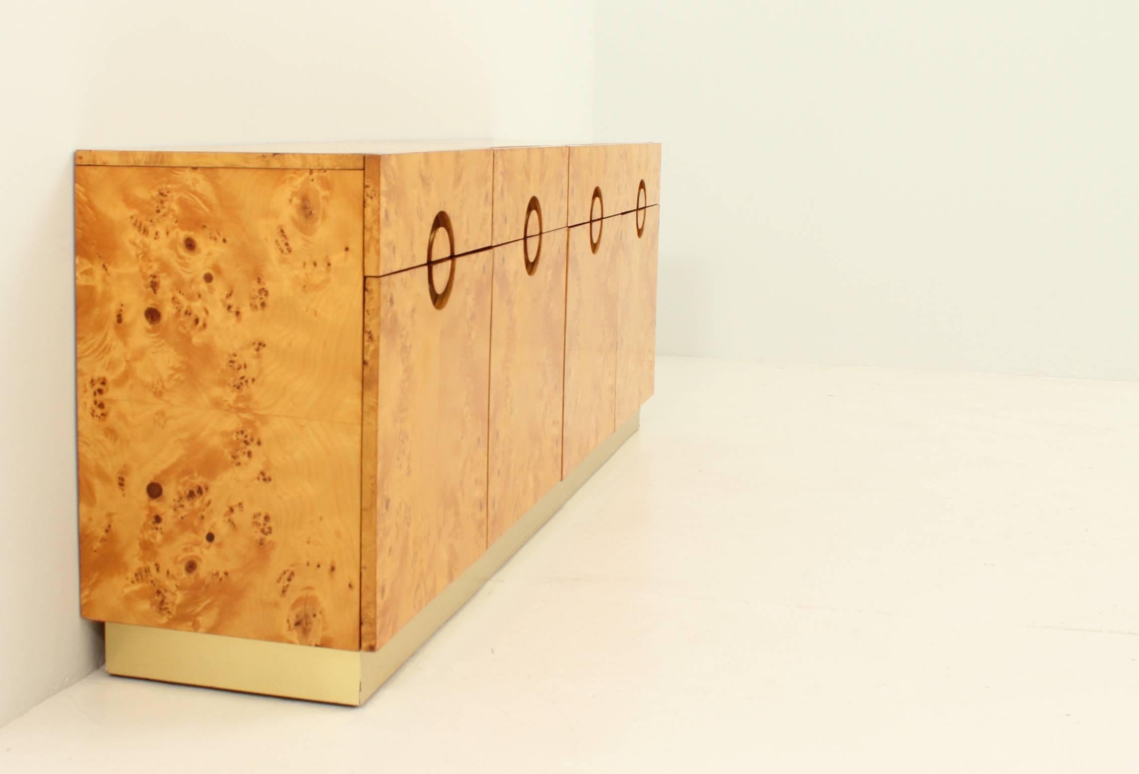 Late 20th Century Italian Burl Wood Sideboard in the Manner of Willy Rizzo For Sale