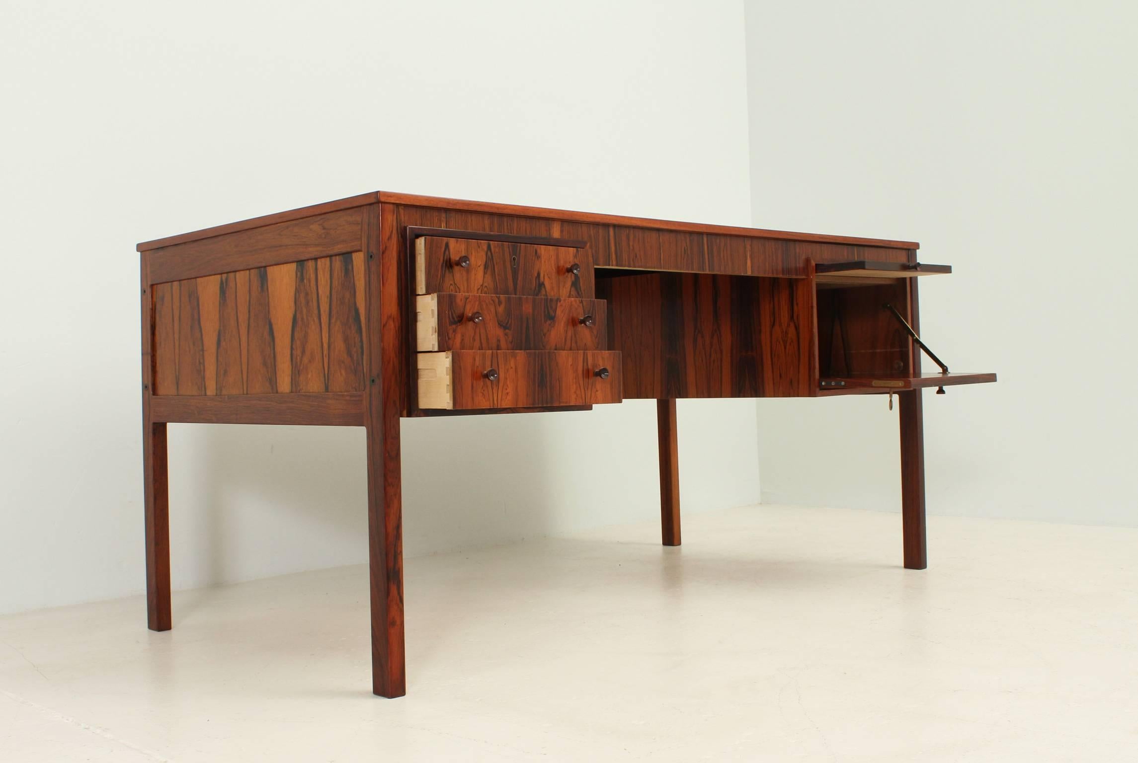 Rosewood Desk by Erik Wørts 1