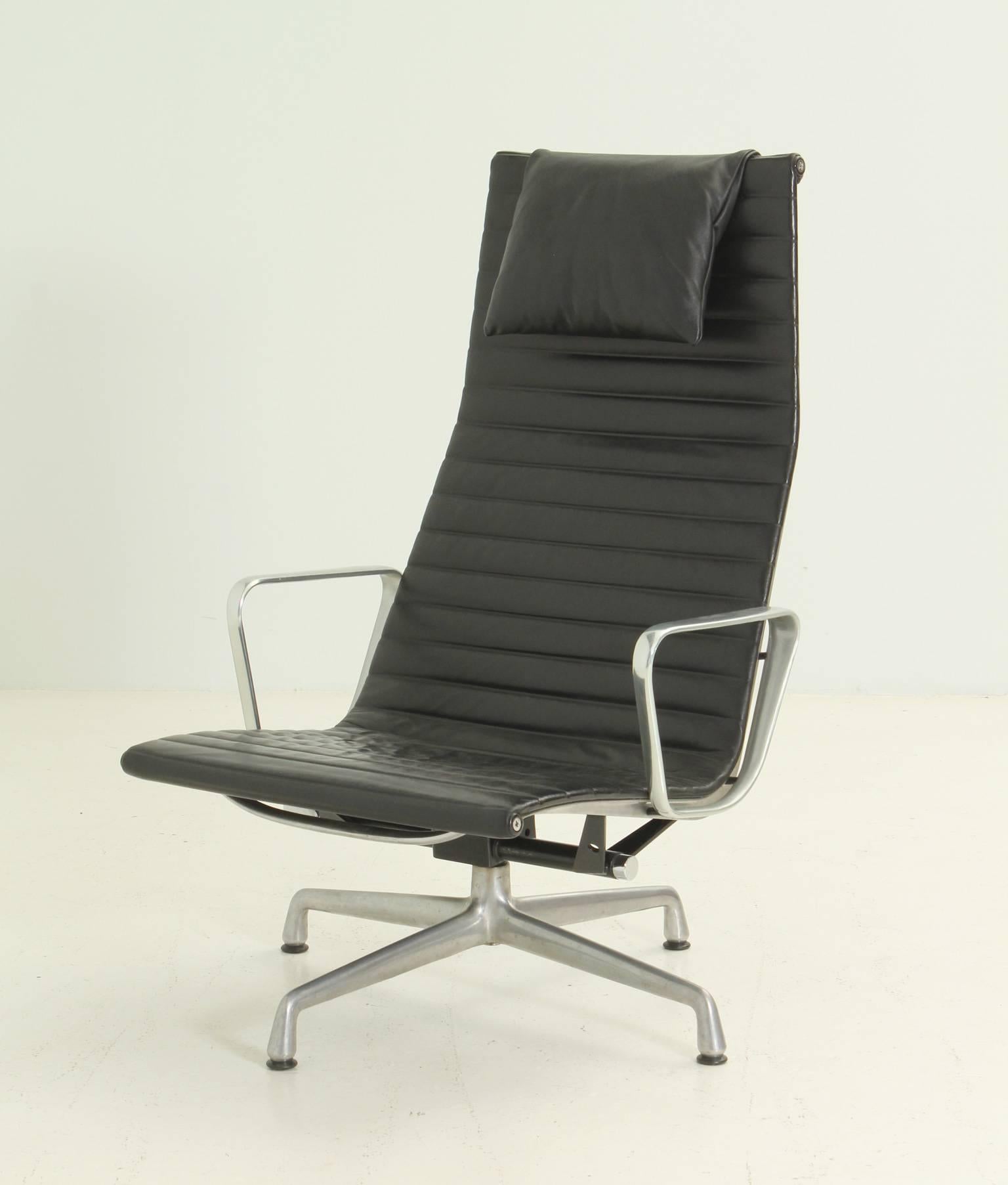 Black Leather EA124 Lounge Chair by Charles Eames For Sale 3
