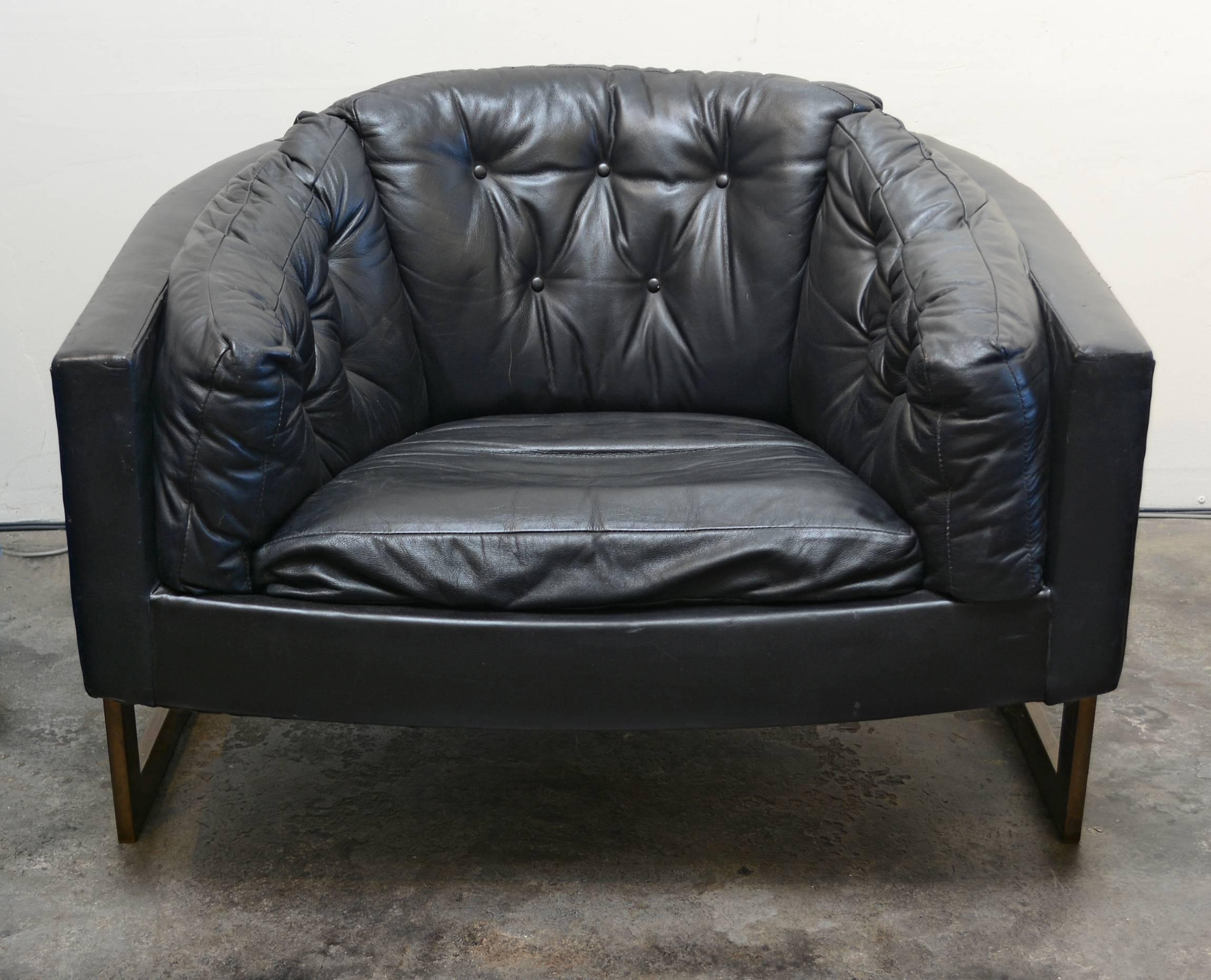 Large Barrel Chair by Jules Heumann for Metropolitan In Good Condition In San Mateo, CA