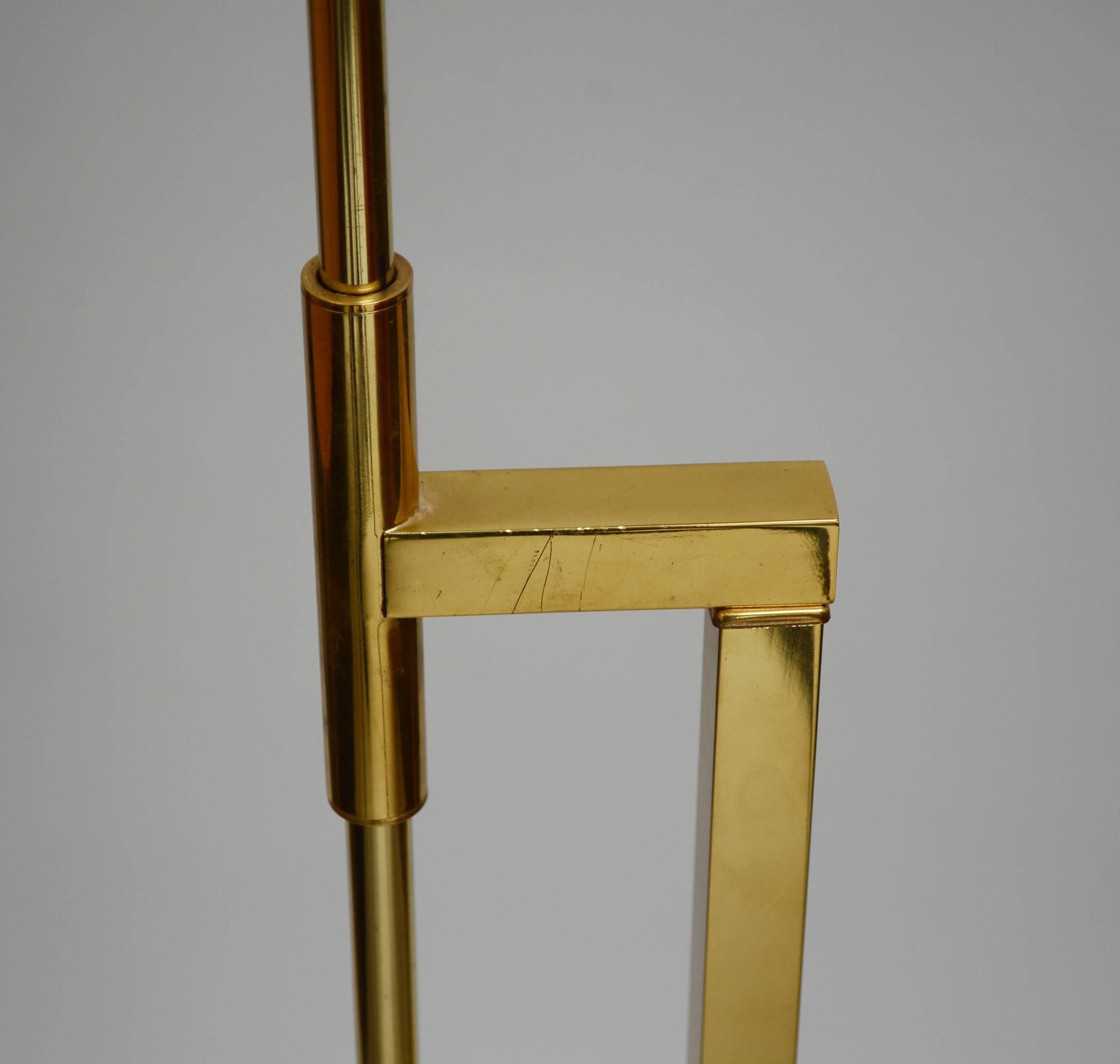 Laurel Brass Adjustable Floor Lamp In Excellent Condition In San Mateo, CA