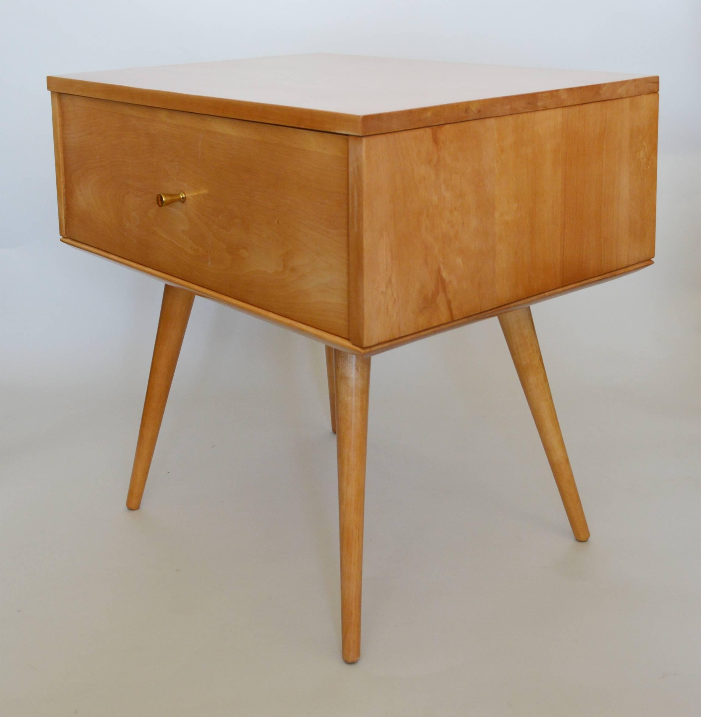Mid-Century Modern Paul McCobb Planner Group Single Drawer End Table or Nightstand