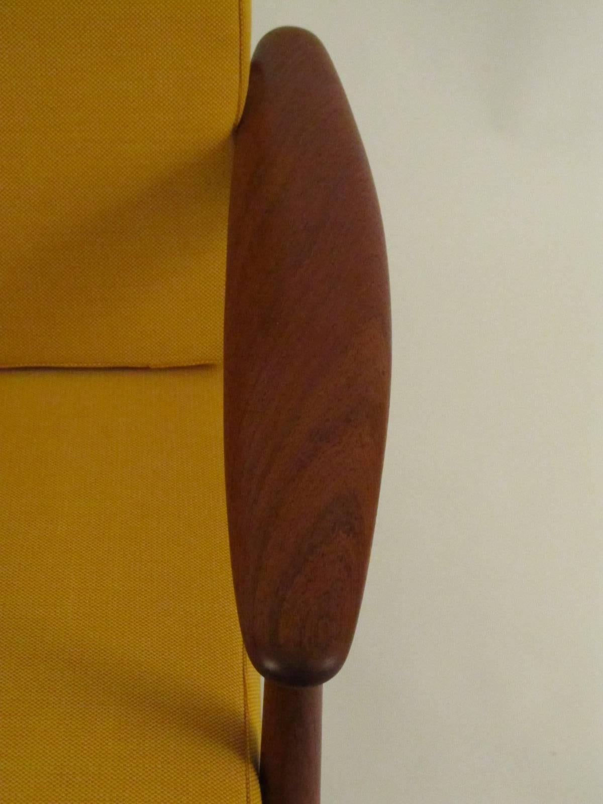 Mid-20th Century Single Danish Modern Teak Lounge Chair For Sale