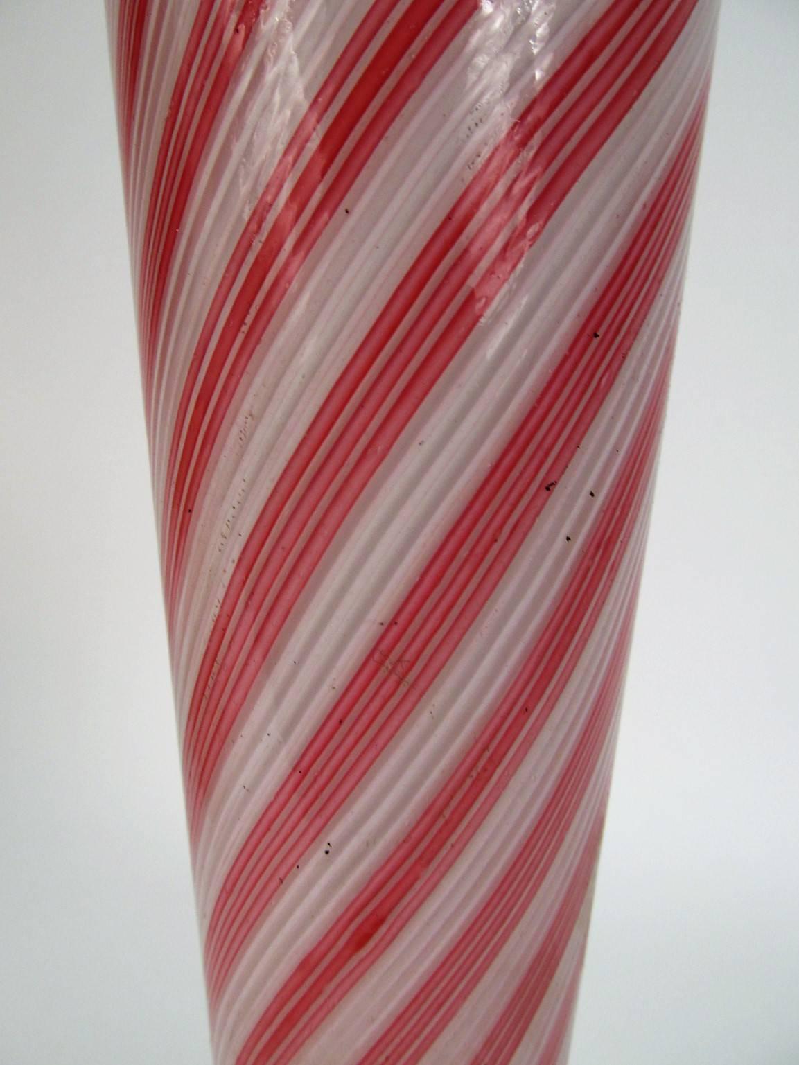Fine Murano Swirled Candy Cane Table Lamp In Excellent Condition For Sale In Papaikou, HI