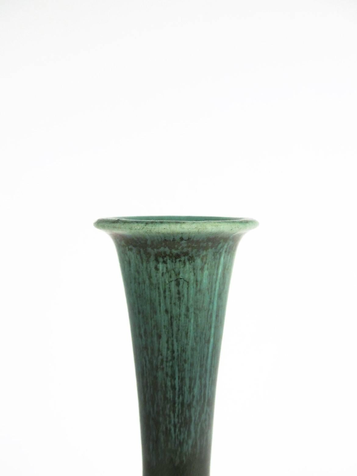 Rorstrand Studio Pottery Vase by Gunnar Nylund In Excellent Condition For Sale In Papaikou, HI