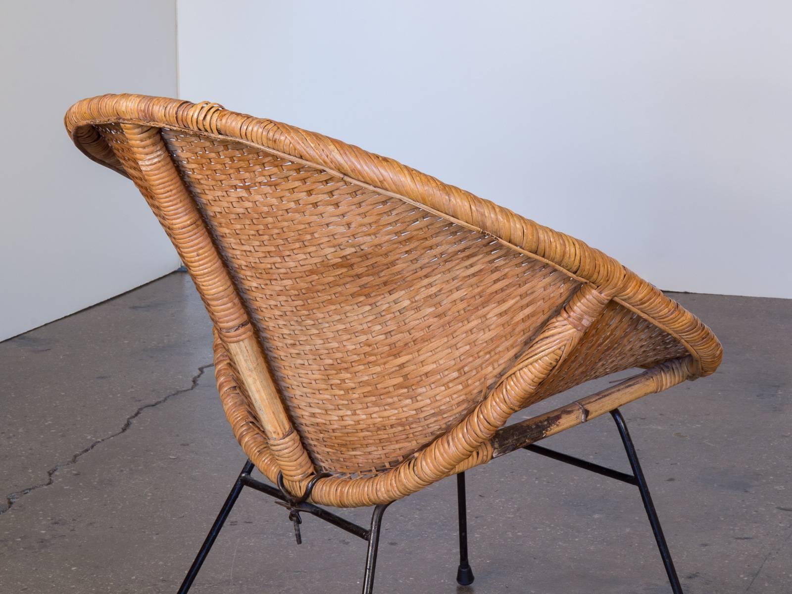 Pair of Mid-Century Rattan Scoop Chairs In Excellent Condition In Brooklyn, NY