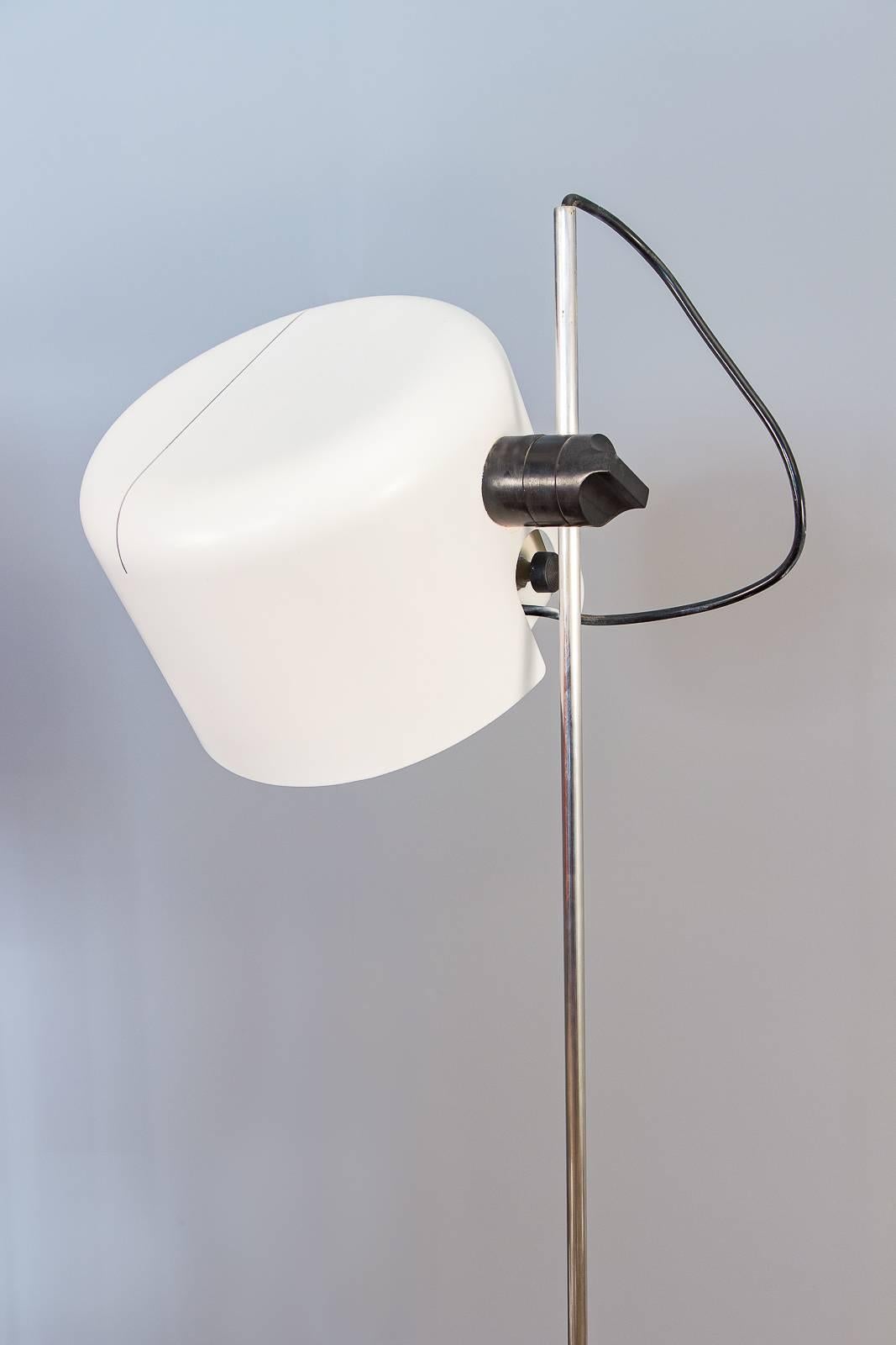 Joe Colombo Coupé 3321 Floor Lamps 1