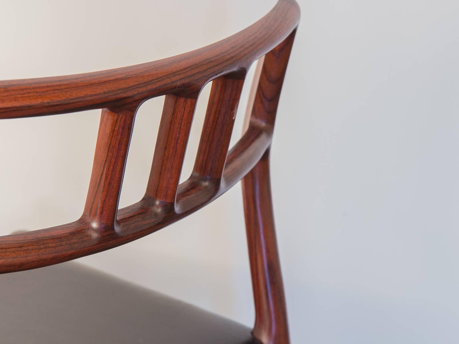 12 Rosewood Møller Dining Chairs 2
