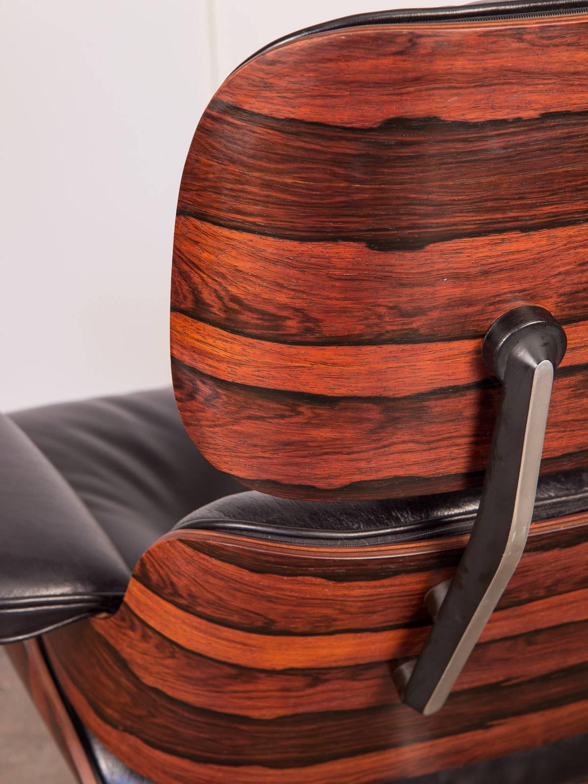 670 Eames Lounge Chair and 671 Ottoman In Excellent Condition In Brooklyn, NY
