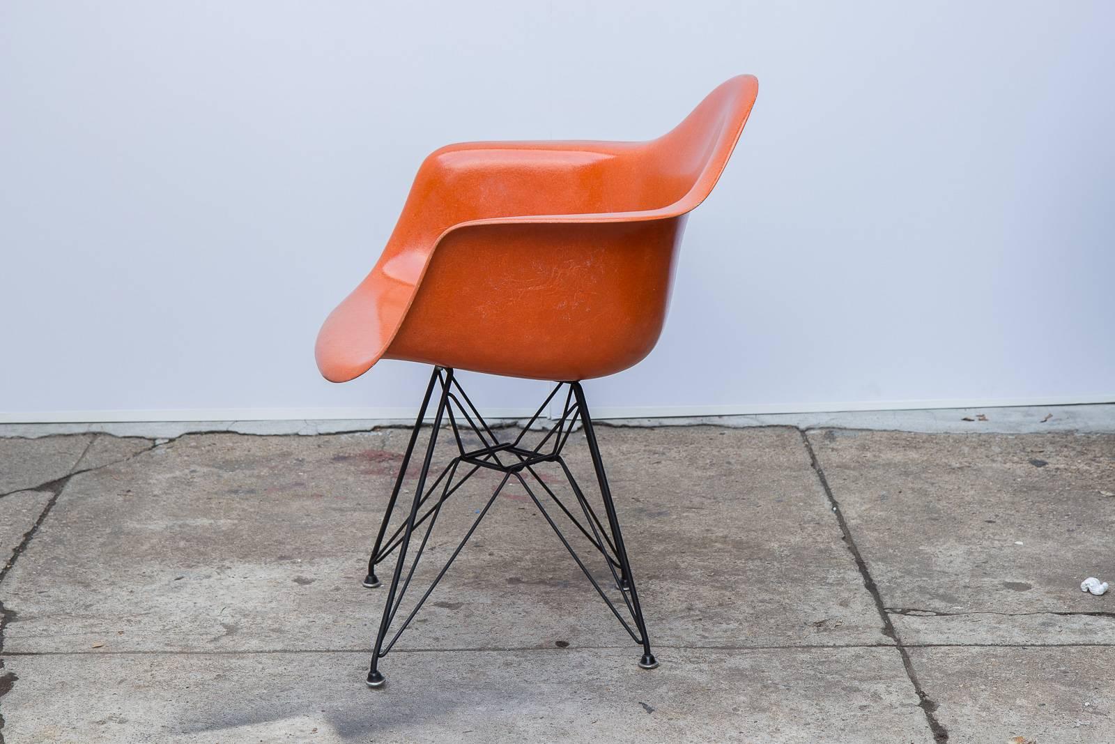 Mid-Century Modern Eames Molded Fiberglass Armchair in Orange