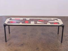 Table basse à plateau en carreaux de faïence belge