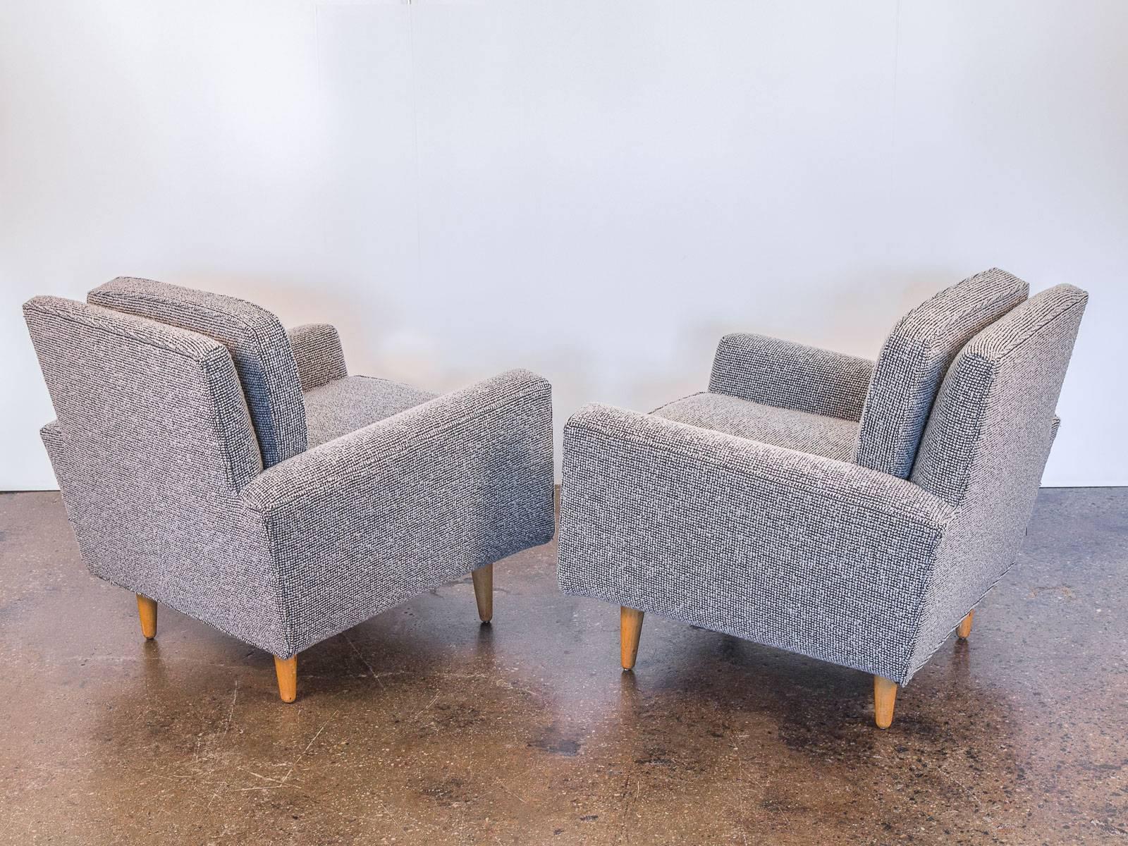 Mid-20th Century Pair of Florence Knoll Model 25 Lounge Chairs