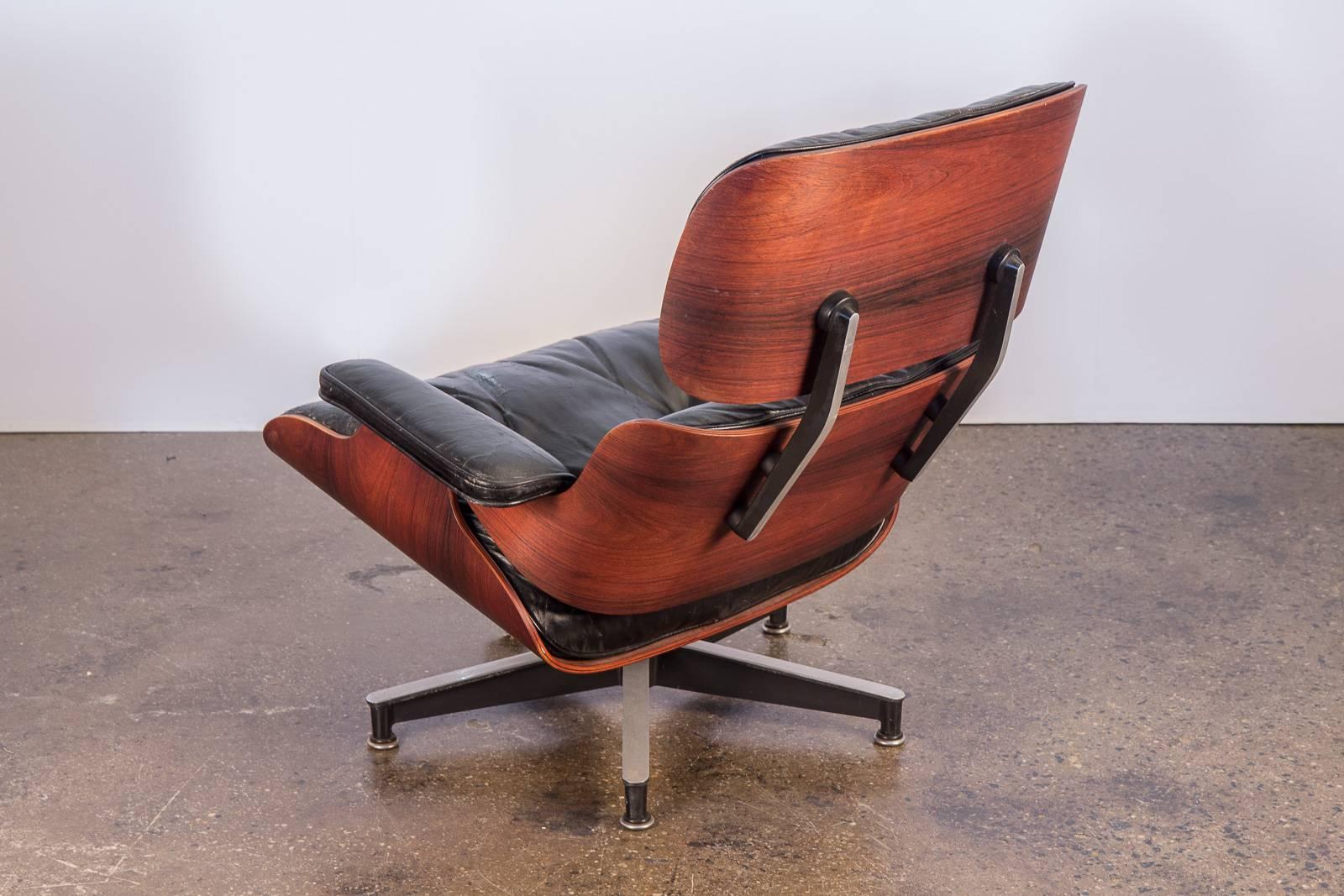 Mid-Century Modern Charles and Ray Eames 670 Lounge Chair for Herman Miller