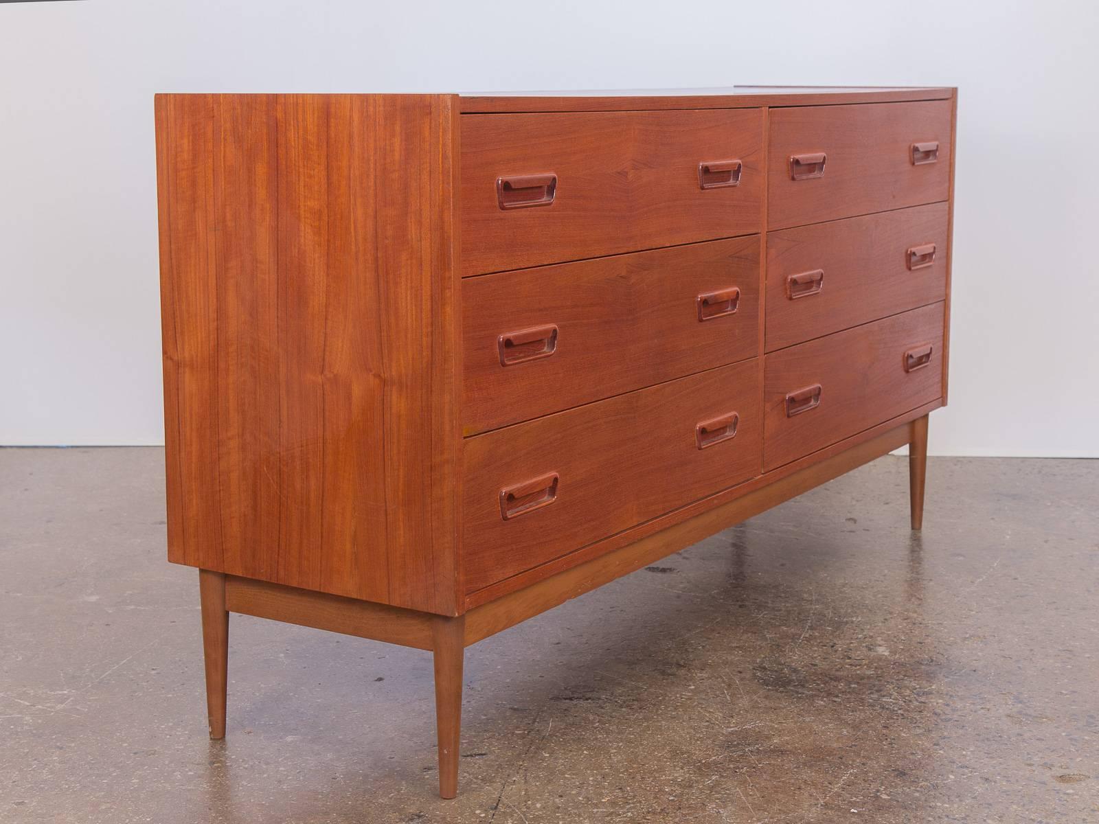 Danish Modern Teak Double Dresser In Excellent Condition In Brooklyn, NY