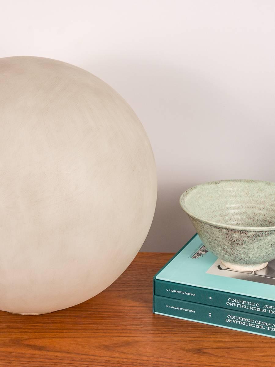 Vintage Acrylic Spherical Globe Table Lamp by Paul Mayen In Good Condition In Brooklyn, NY