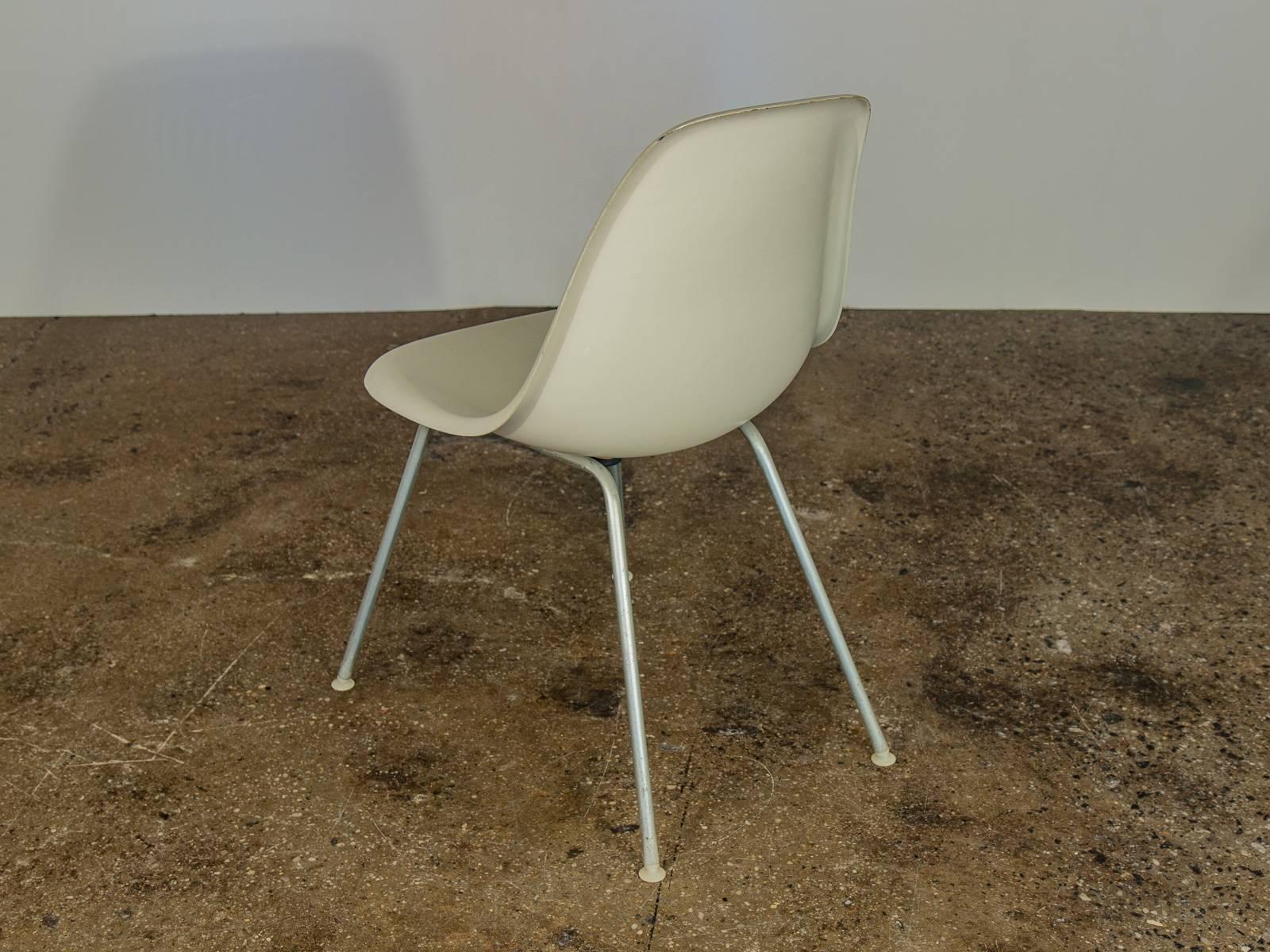 Mid-Century Modern Eames for Herman Miller White Fiberglass Shell Chairs 