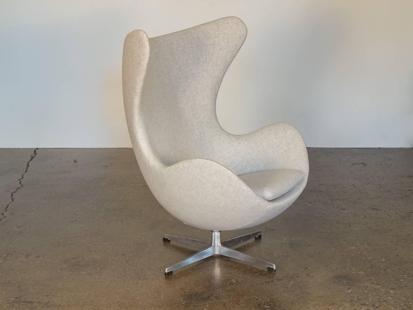 Scandinavian Modern Egg Chair and Footstool by Arne Jacobsen