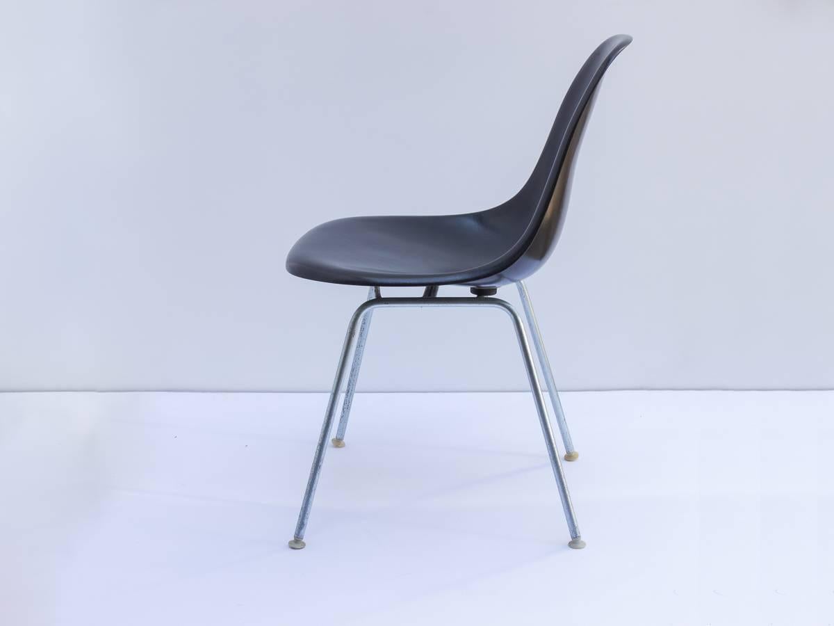 Mid-Century Modern Black Fiberglass Chairs by Charles and Ray Eames for Herman Miller