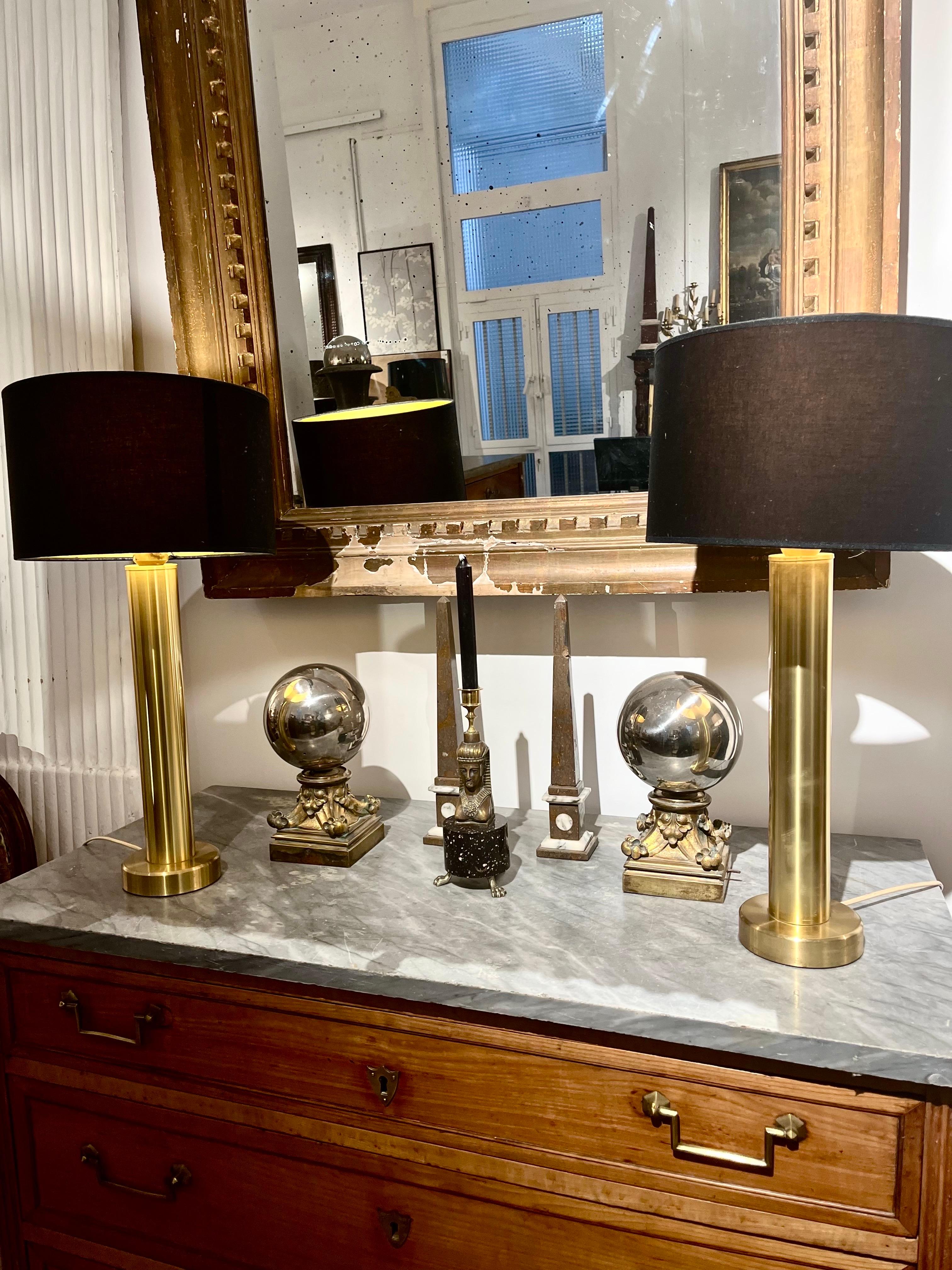 Paire de lampes de bureau suédoises en laiton par K. Belysning, 1970 en vente 5