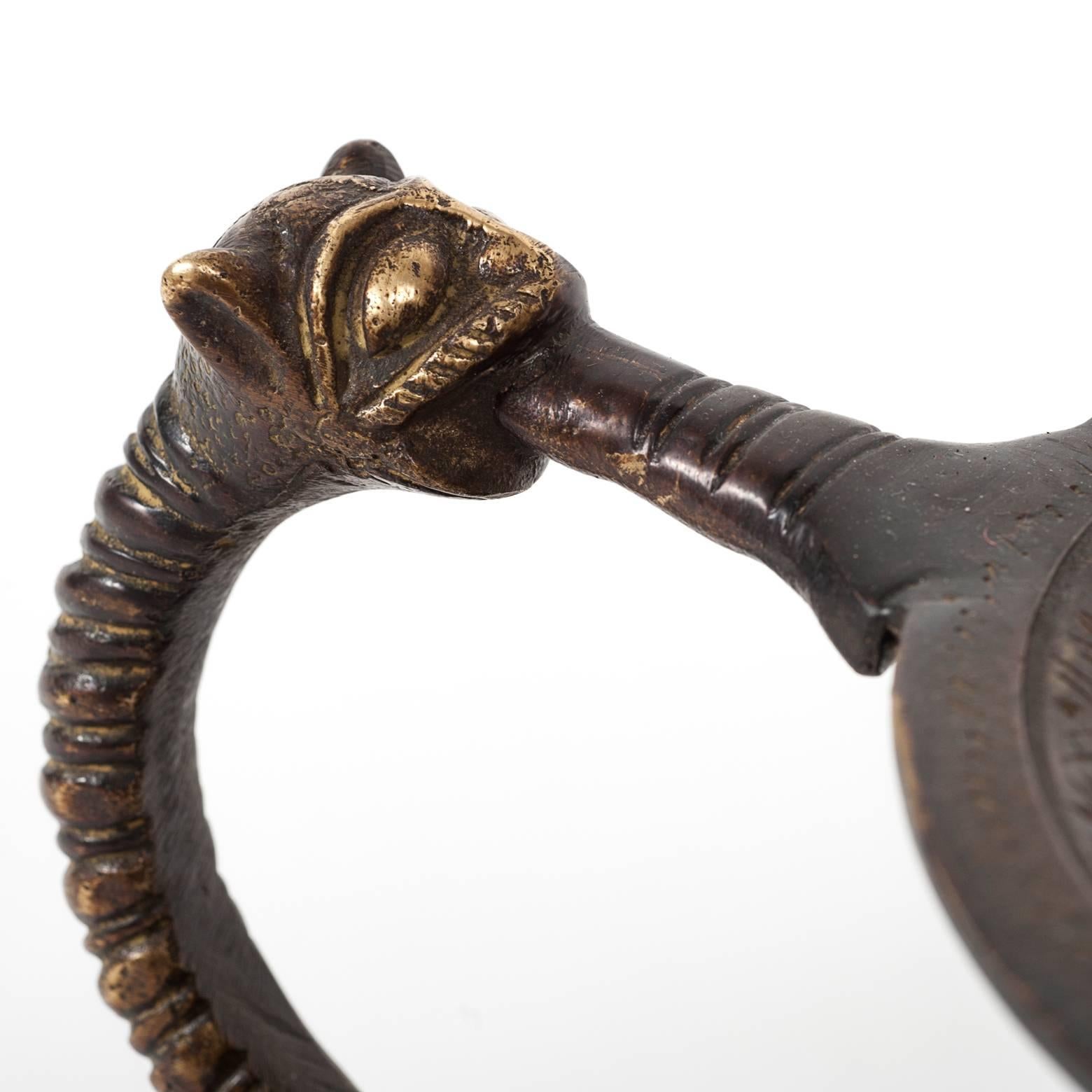 Tribale Antico calco indo-persiano  Vaso di bronzo in vendita