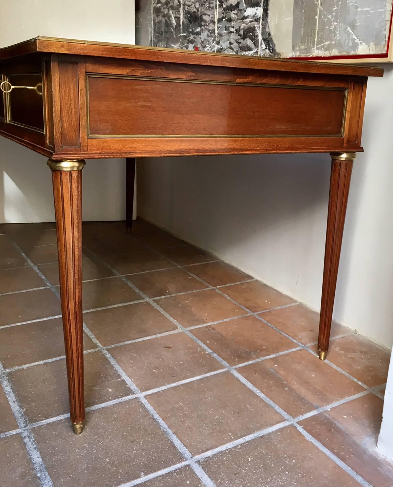 Louis XVI Style French Writing Desk In Good Condition In Madrid, ES