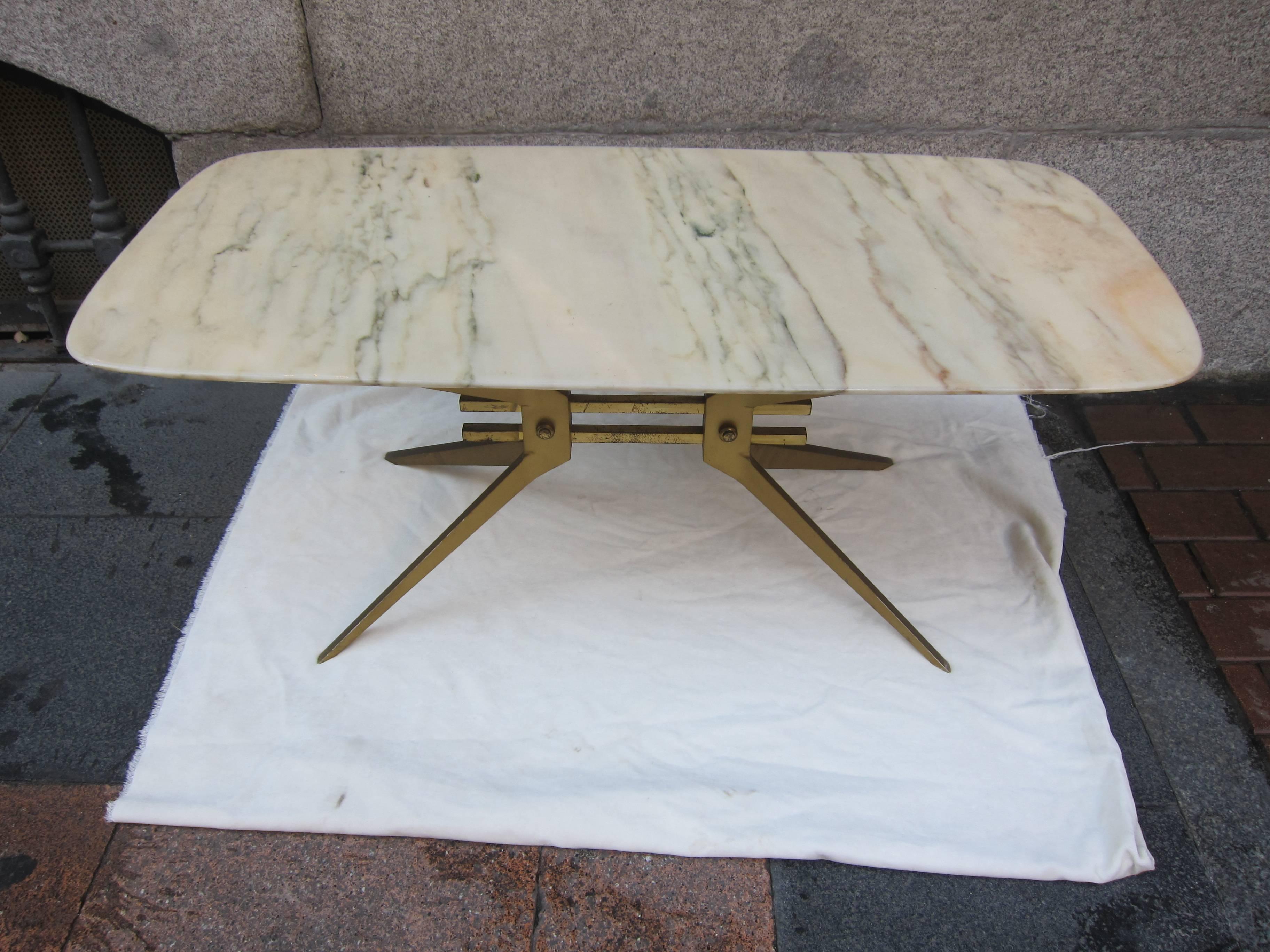 Cesare Lacca Gilded Brass and Marble Top Coffee Table, Italy, 1950 For Sale 2