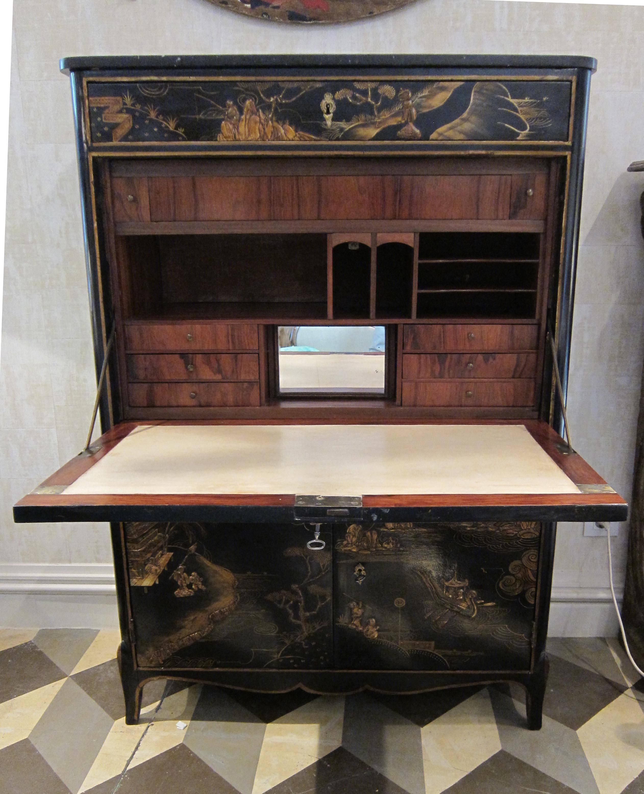 Mahogany and Lacquered Cabinet, France, circa 1800 For Sale 2