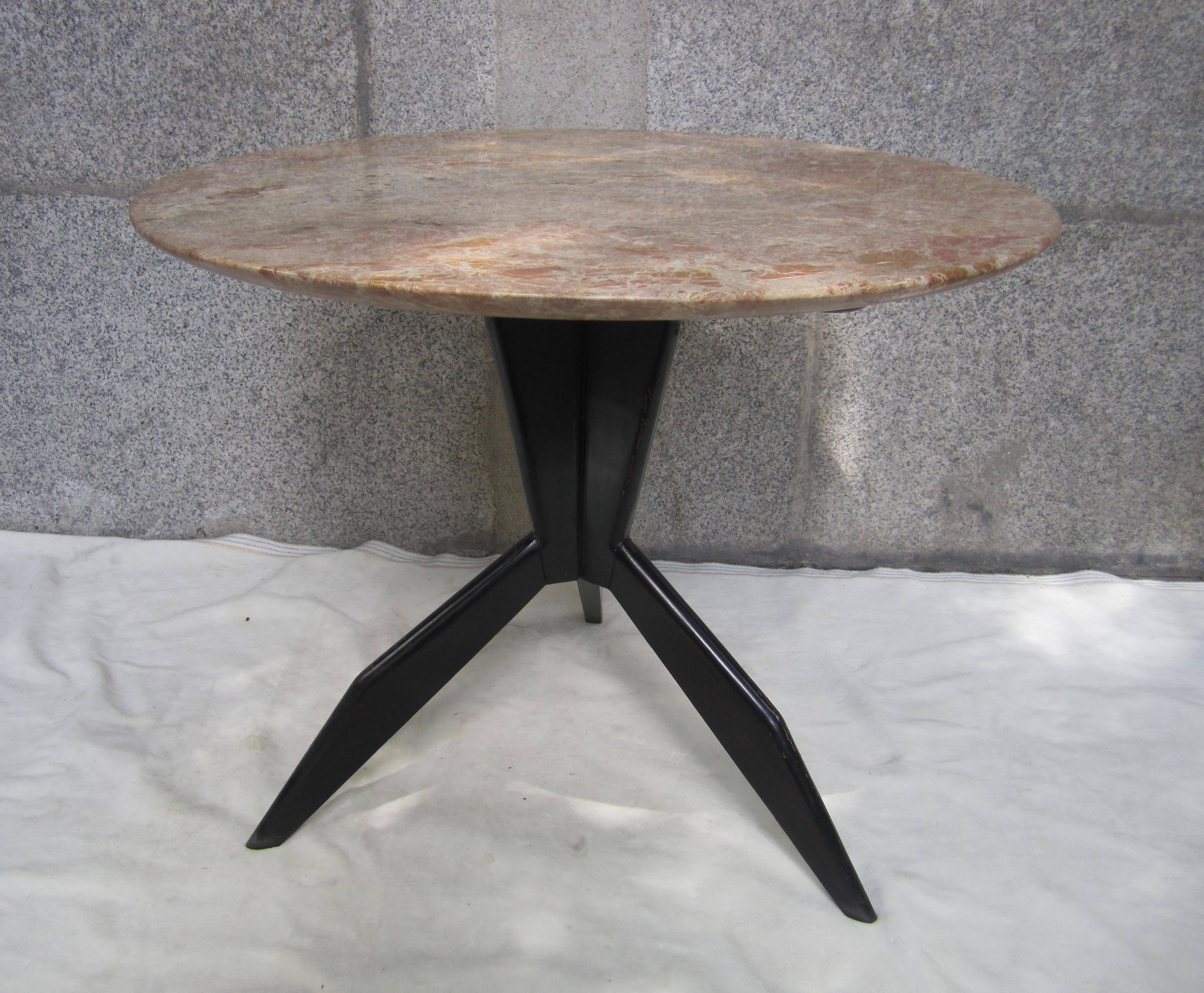 Marble and Ebonished Wood Round Table, France, 1960 For Sale 5