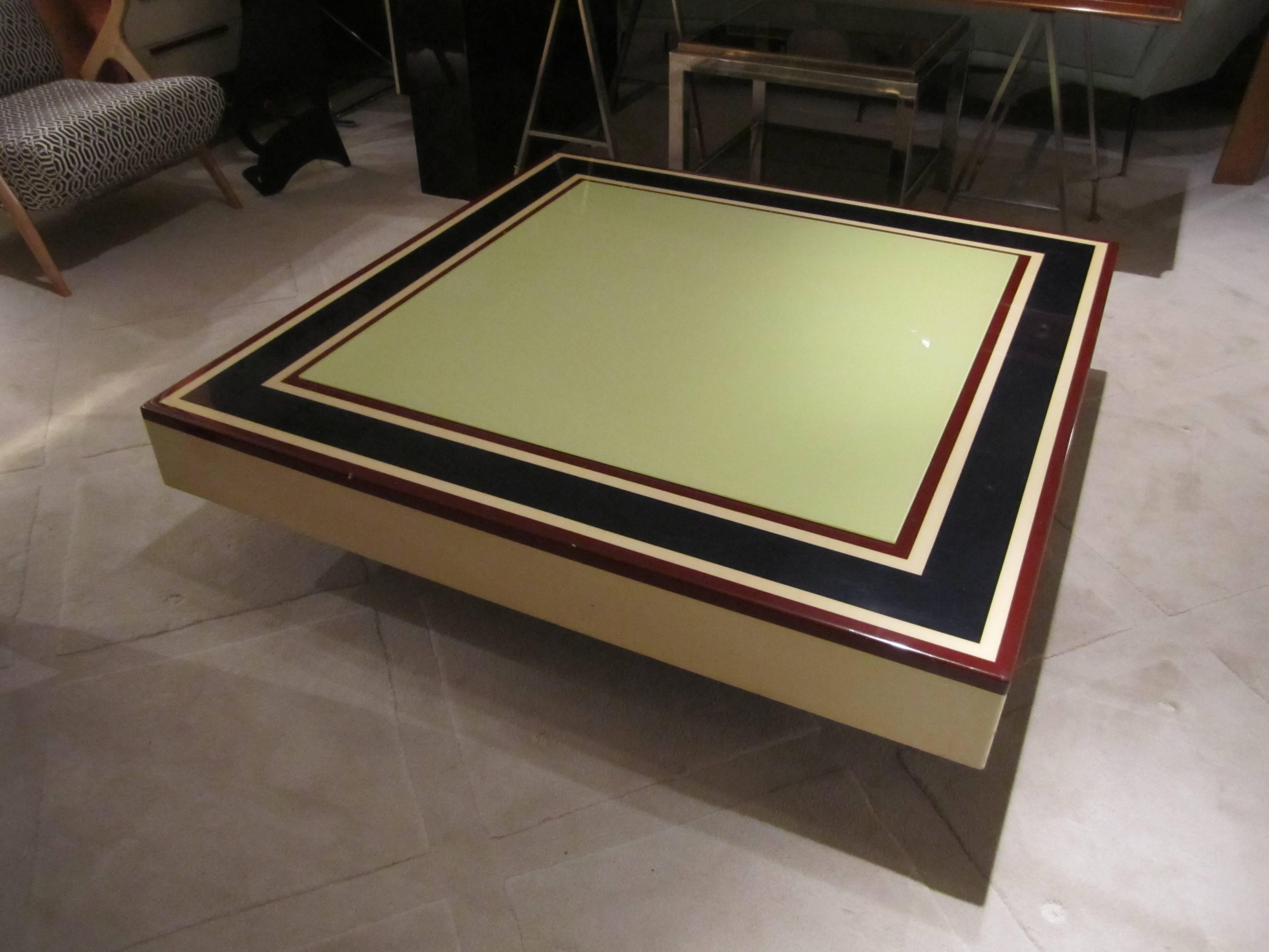 Willy Rizzo for Sabot, Ivory, Blue and Red Lacquer Coffee Table, Italy, 1960 For Sale 1