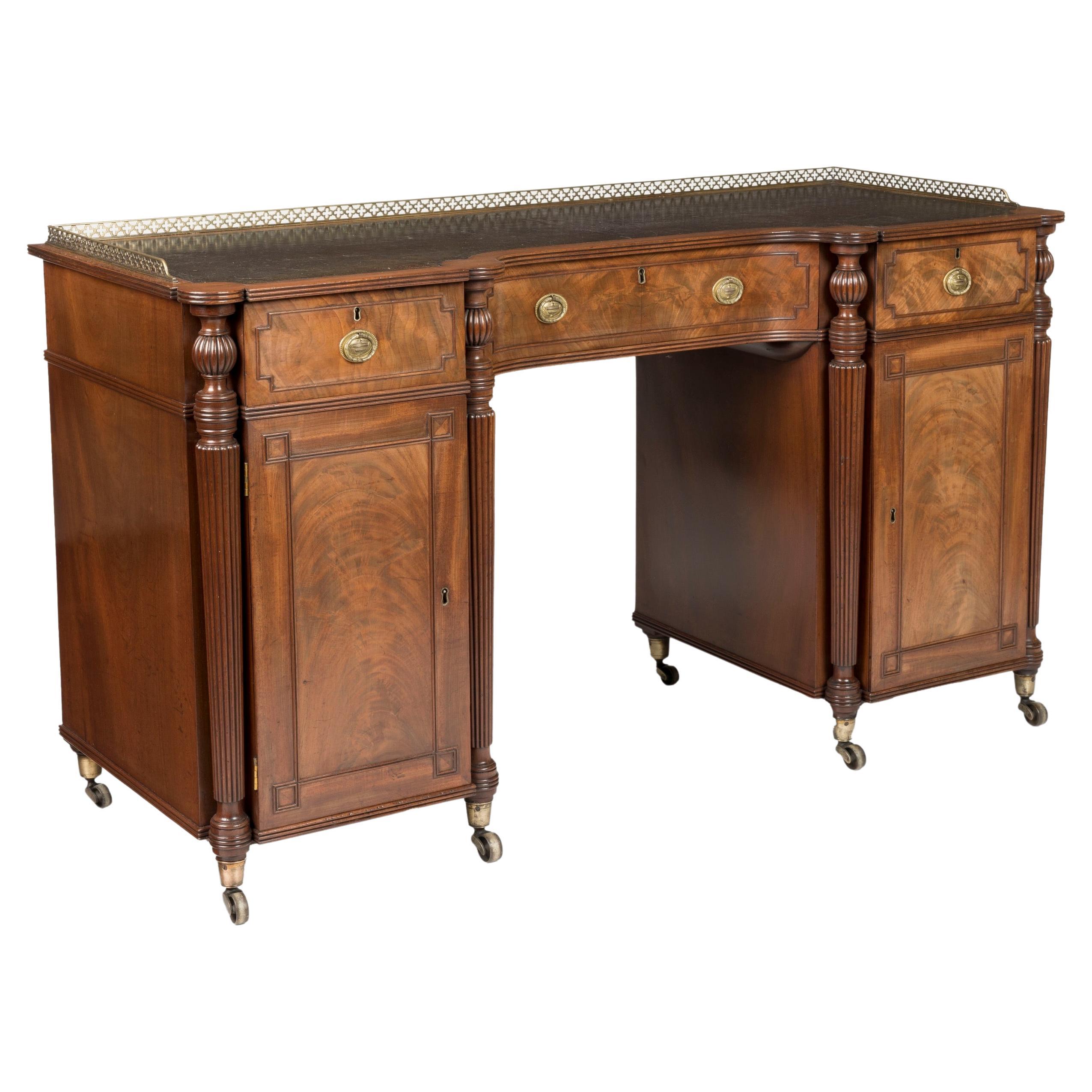 19th Century English Regency Mahogany Pedestal Desk attributed to Gillows For Sale