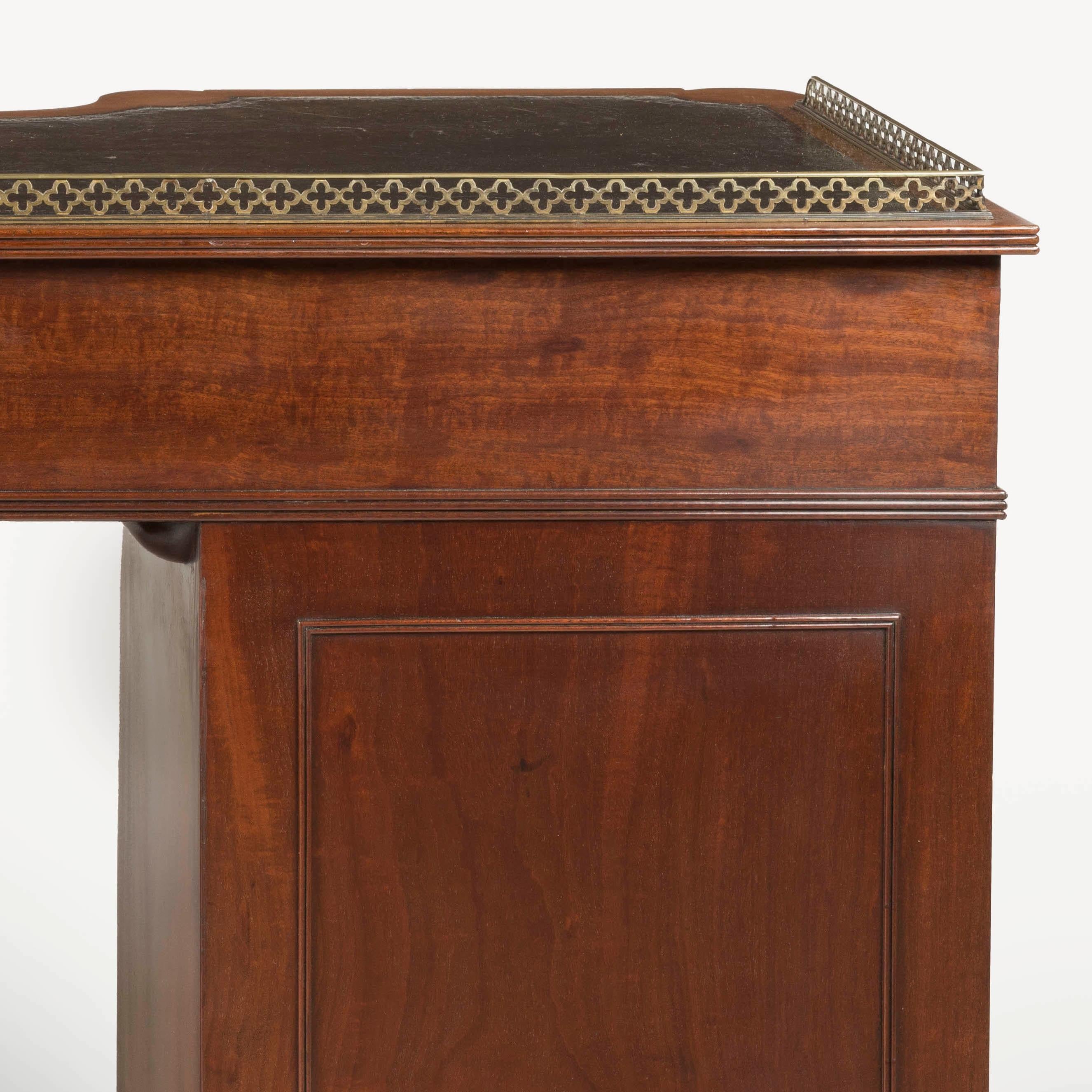 19th Century English Regency Mahogany Pedestal Desk attributed to Gillows For Sale 3