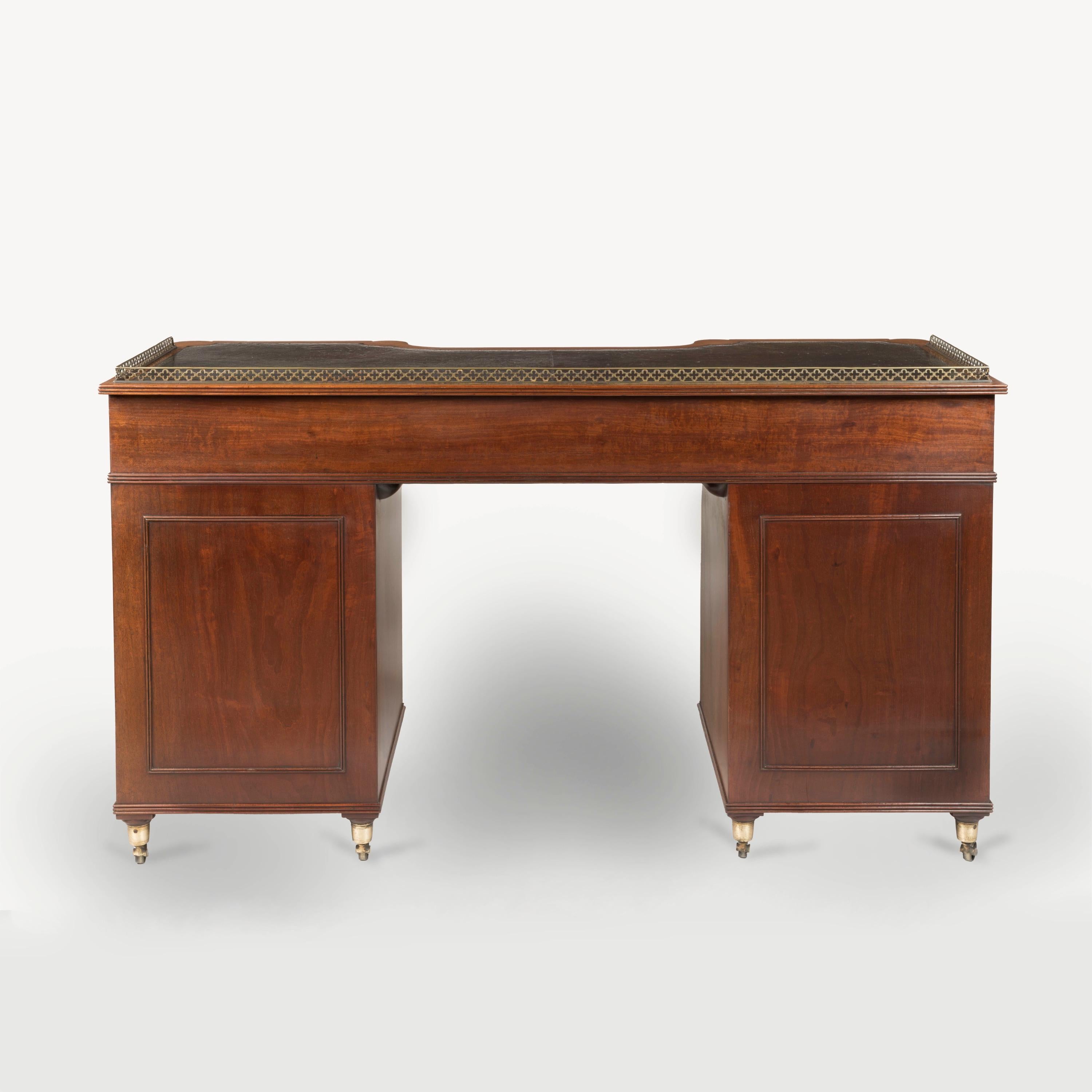 19th Century English Regency Mahogany Pedestal Desk attributed to Gillows For Sale 1