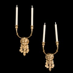 Coppia di applique russe in bronzo dorato con maschere bacchiche, 1800 circa