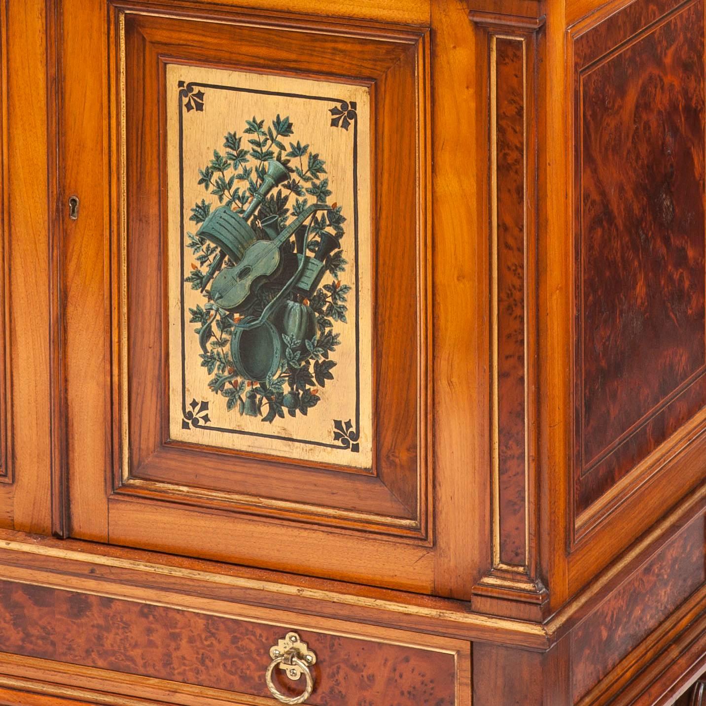 Victorien Cabinet anglais du 19ème siècle par Gillows of Lancaster en vente
