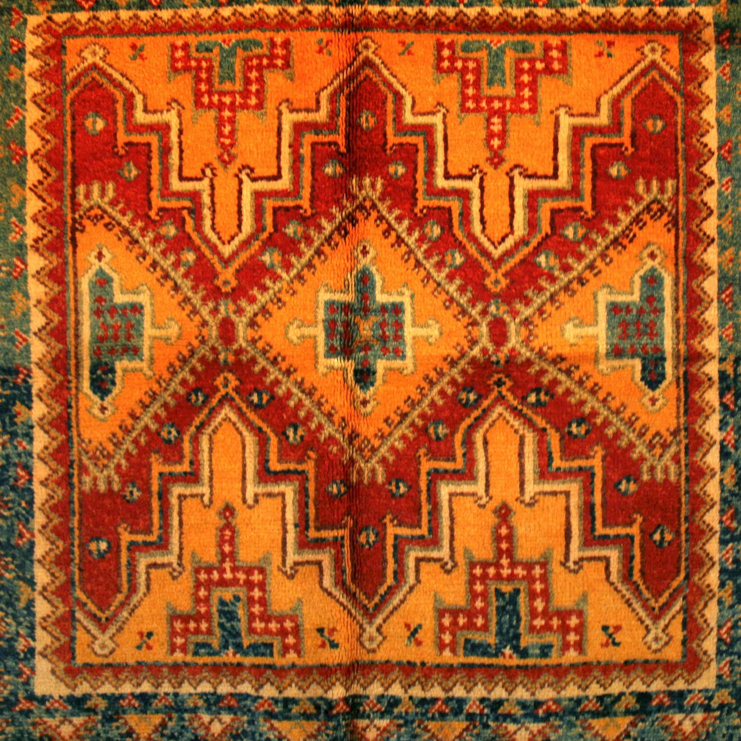 Hand-Knotted Vintage Middle Atlas Mrirt Moroccan Berber Rug